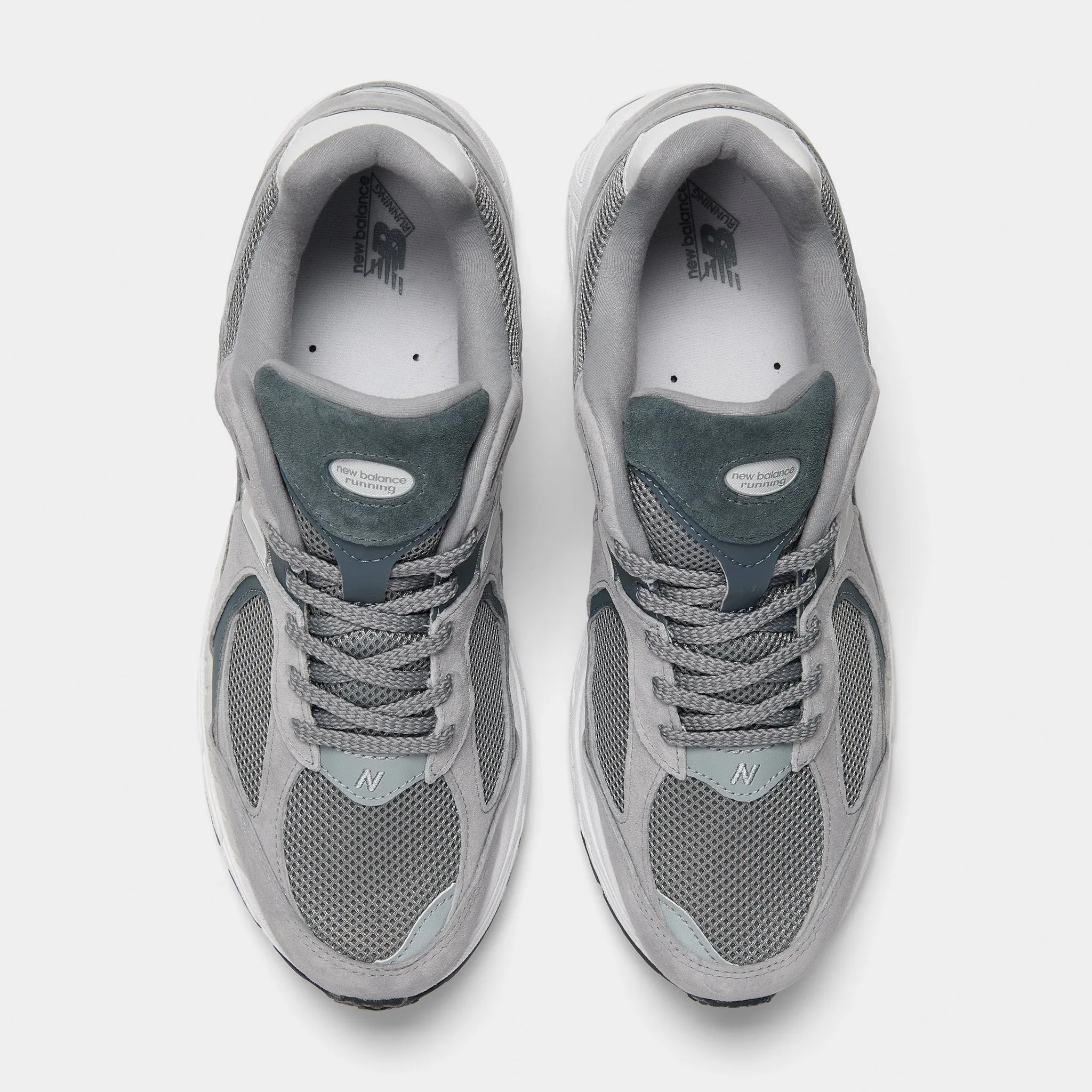 Travel Essential Feel Light New Balance M2002RST Steel / Orca