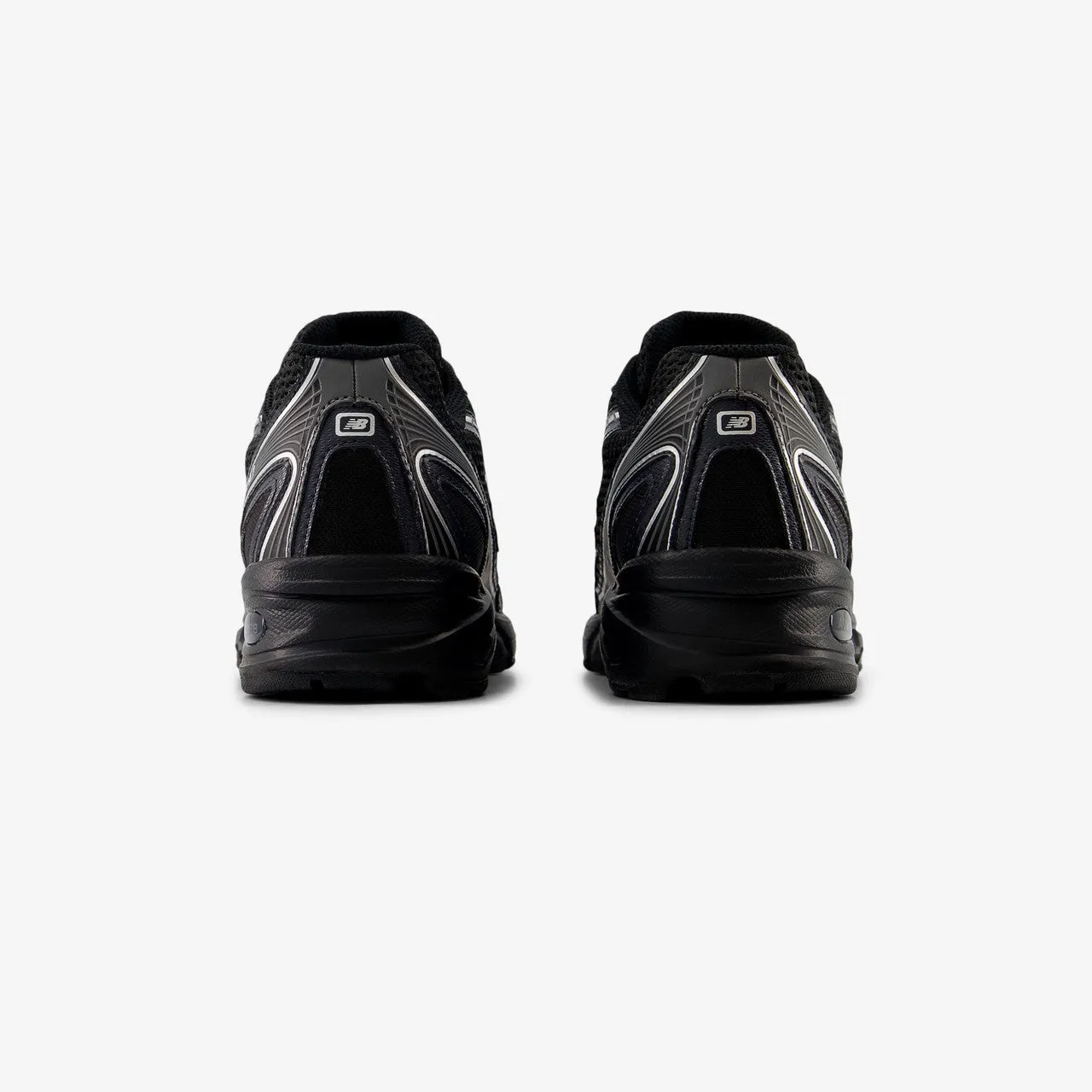 Refined fit Spring 740
