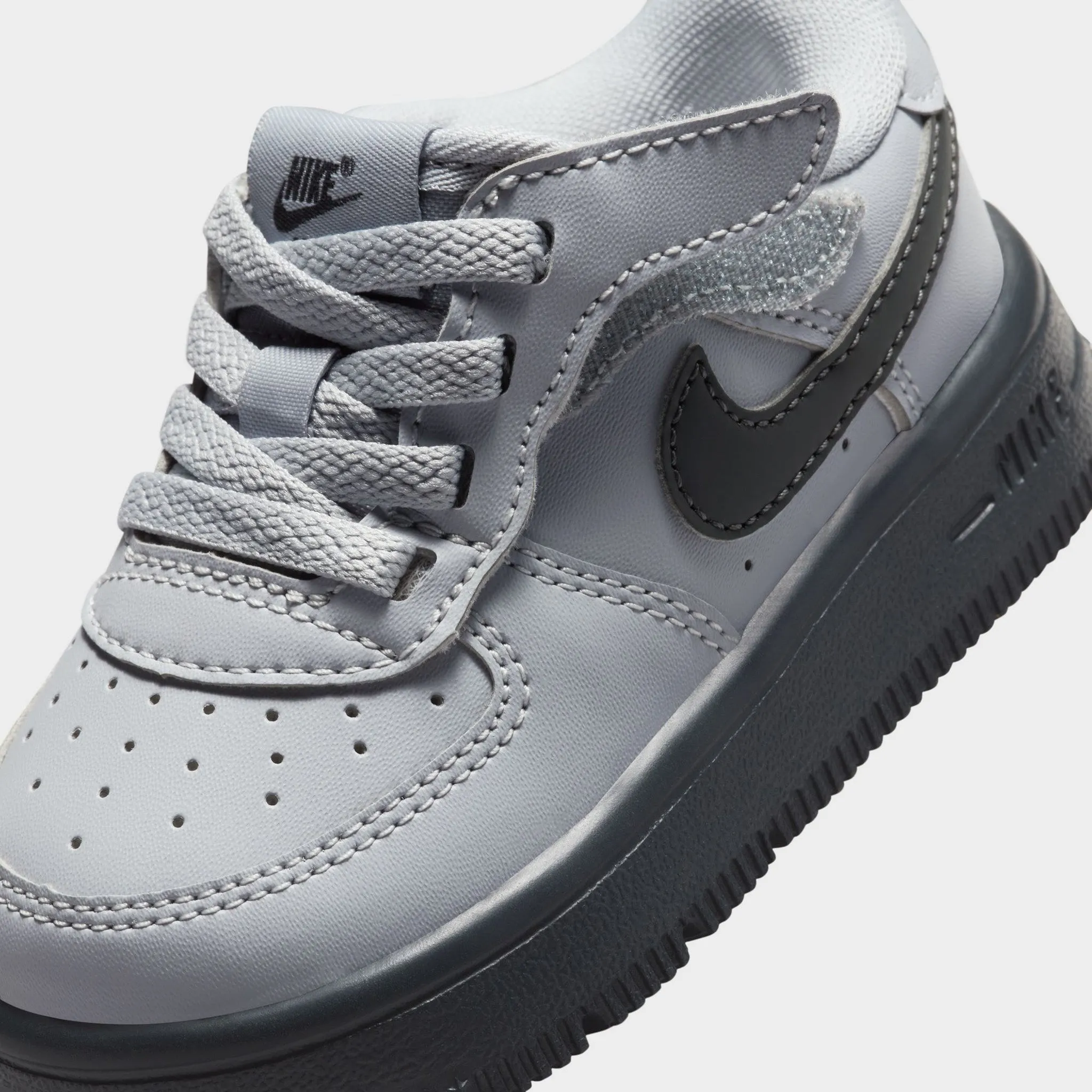 Adjustable Fit System Cushioned Feel Nike Air Force 1 Low Easyon TD Wolf Grey / Dark Smoke Grey