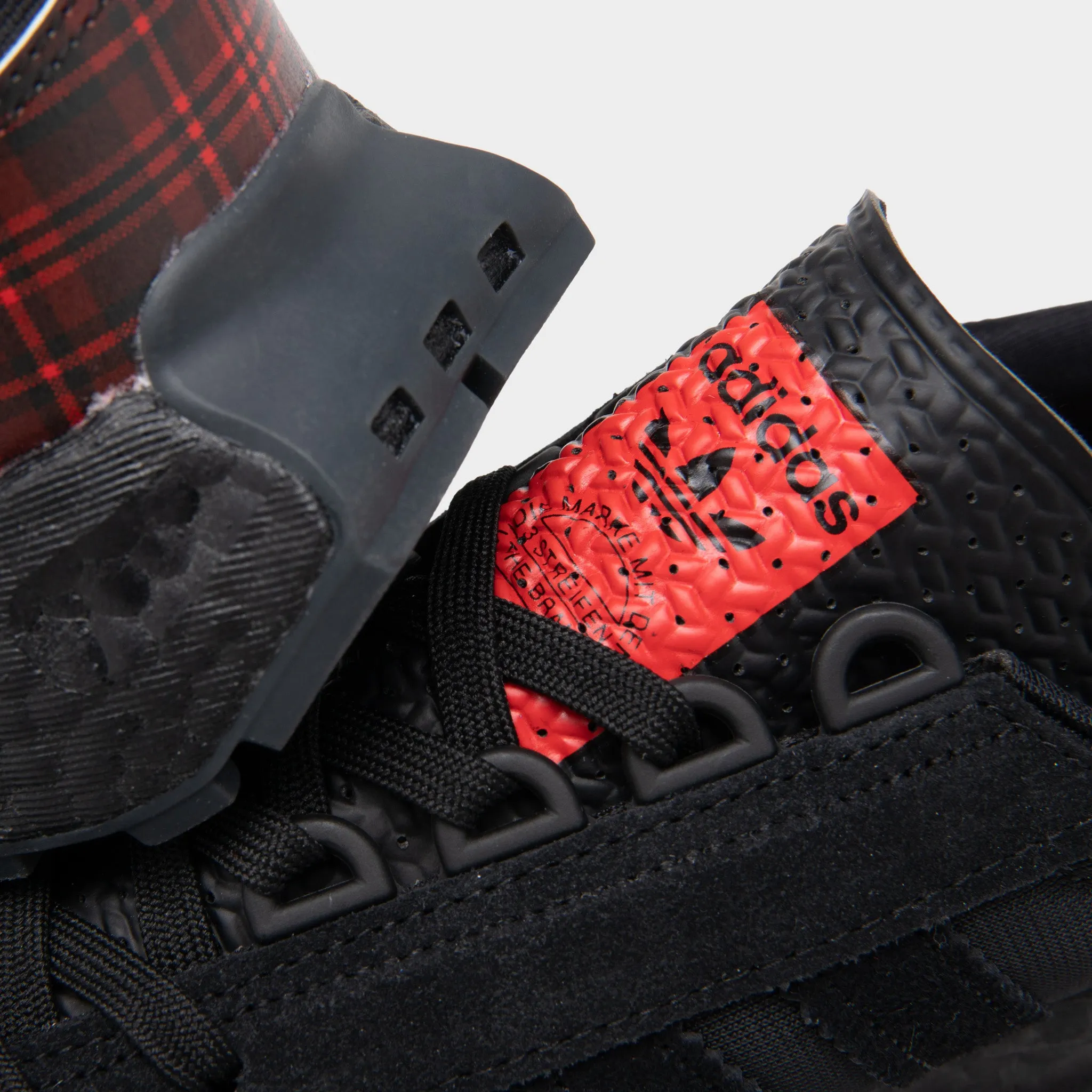 adidas Originals Retropy E5 Core Black / Vivid Red - Core Black Flexible Fit Slip On