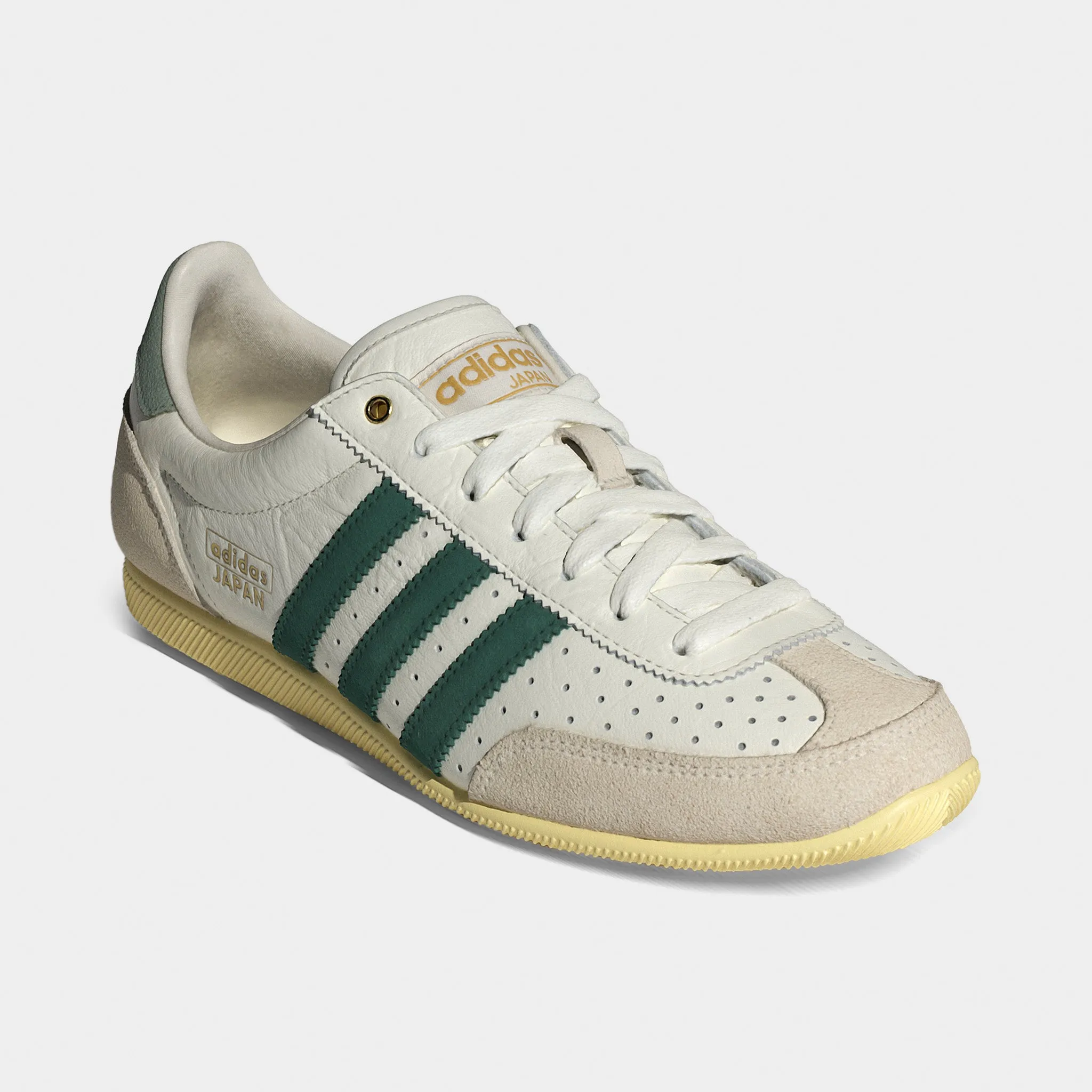 adidas Originals Women's Japan Off White / Collegiate Green - Orange Tint Dynamic Fit Collar Trekking Fit