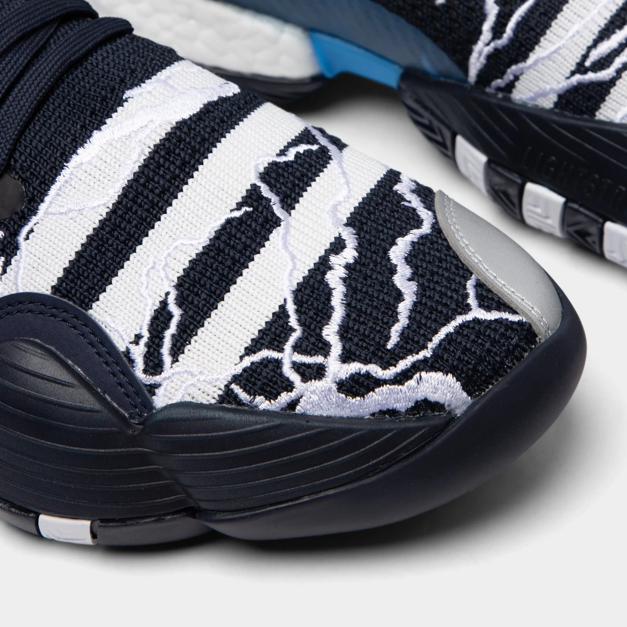 Stride Optimizer Multidirectional Grip adidas Trae Young 2 Legend Ink / Cloud Ink - Pulse Blue