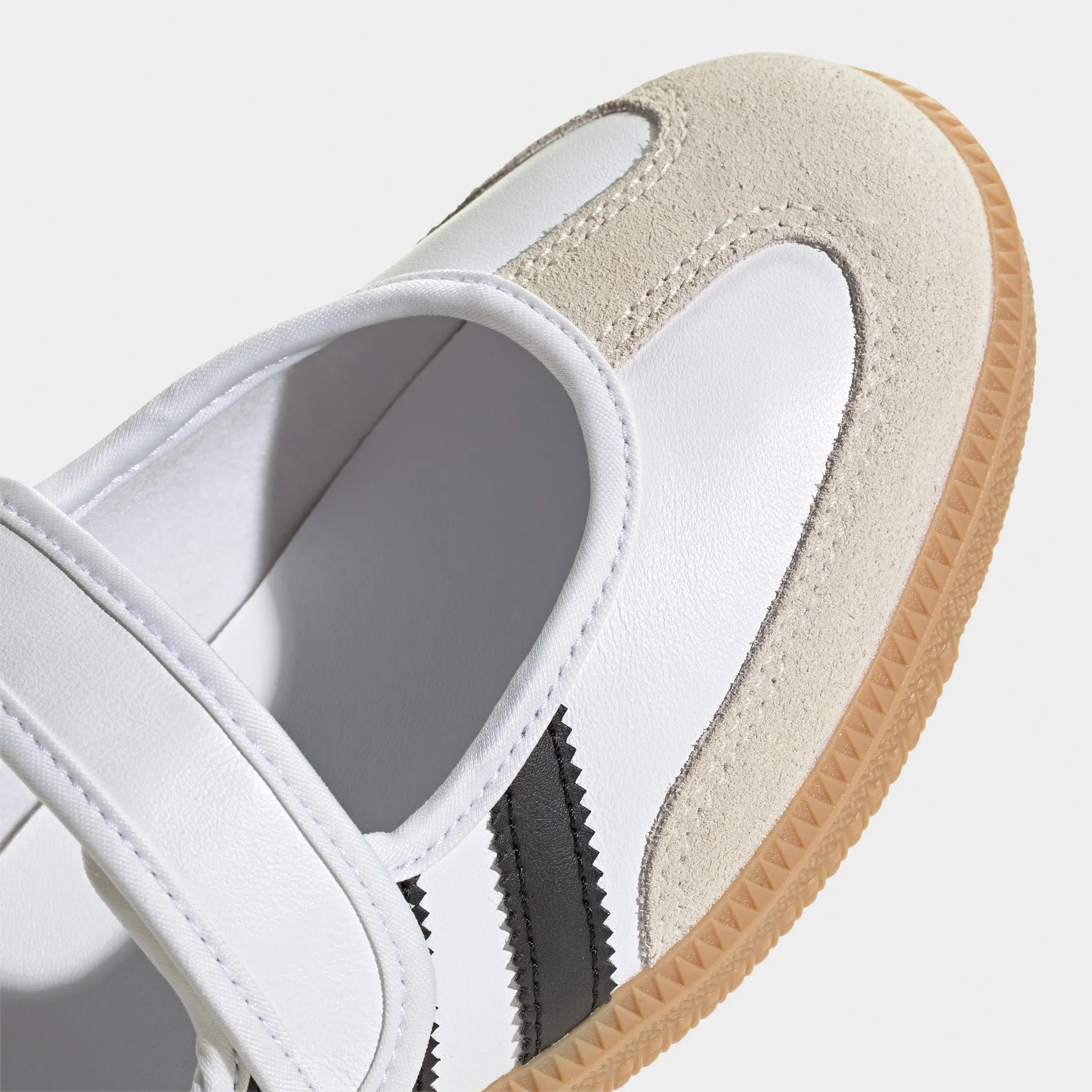 Performance-driven ergonomic adidas Women's Samba Jane White / Alumina - Core Black