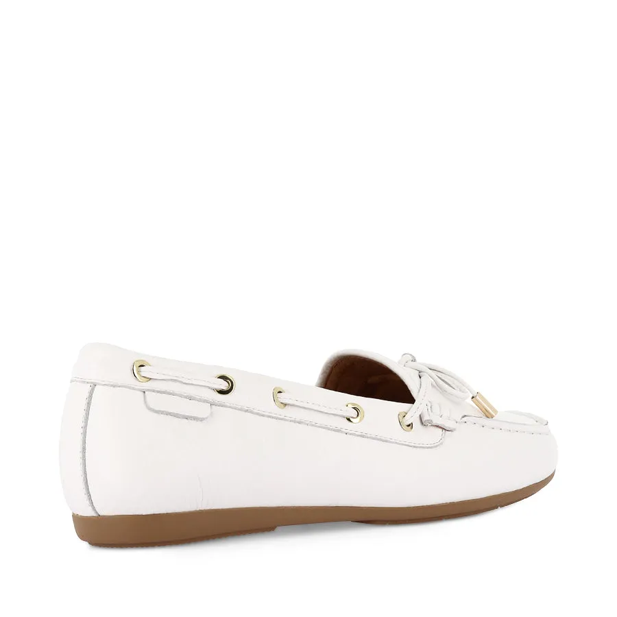 DETOUR - WHITE LEATHER Comfortable Office Wear Step Swift