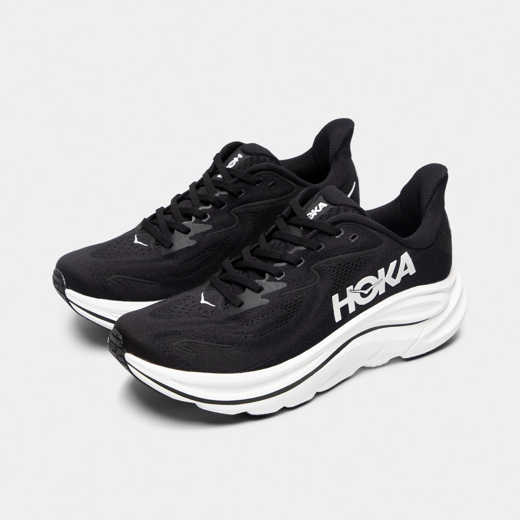 Hoka Clifton 10 Black / White Balanced Zone