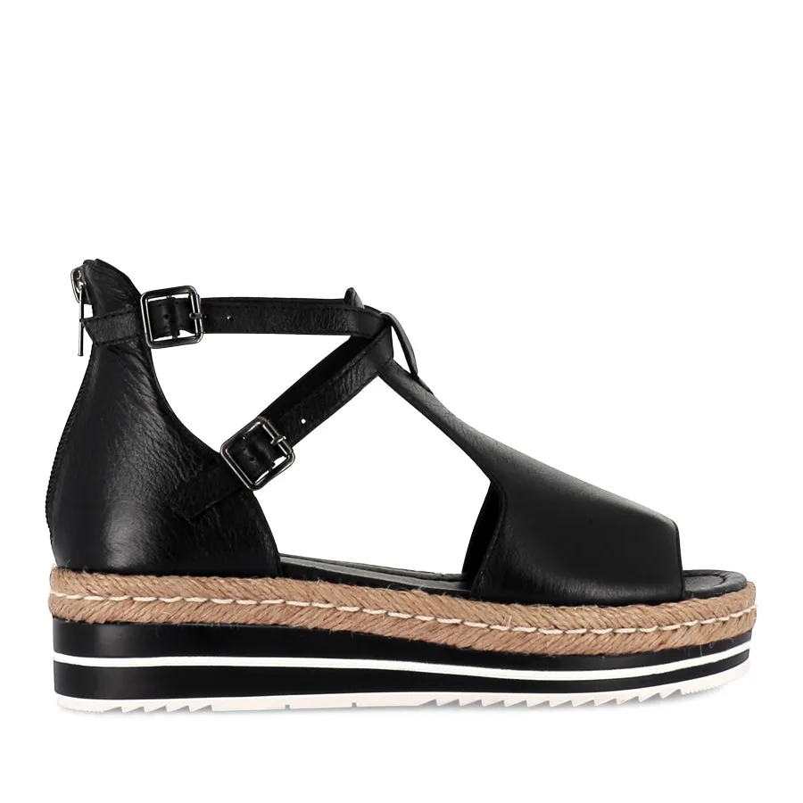 Relaxed Open Toe Shoes Sandy Path ALEXYS - BLACK LEATHER