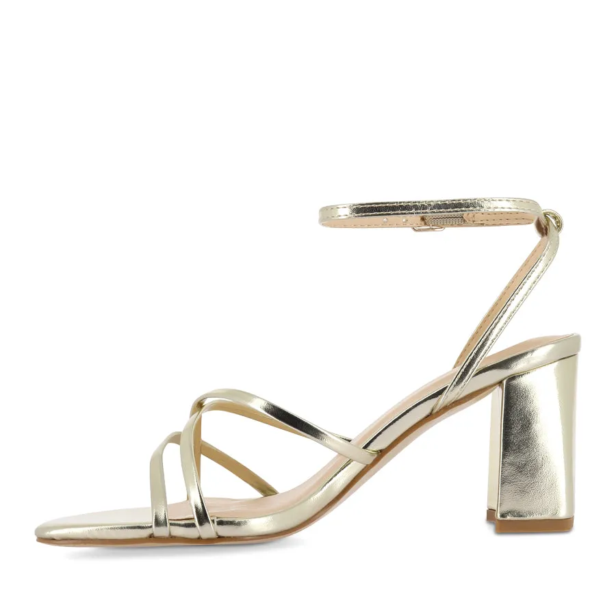 NAKITA - CHAMPAGNE Light Fit