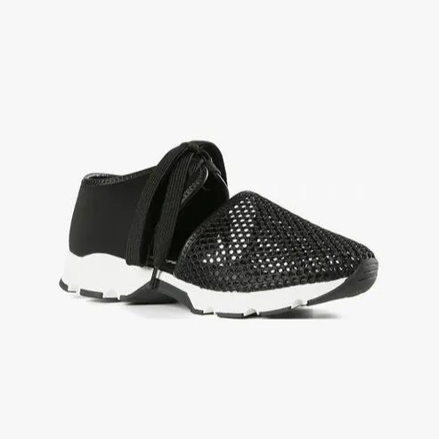 ALL BLACK AMAZING MESH SNEAKER - BLACK Step Tall