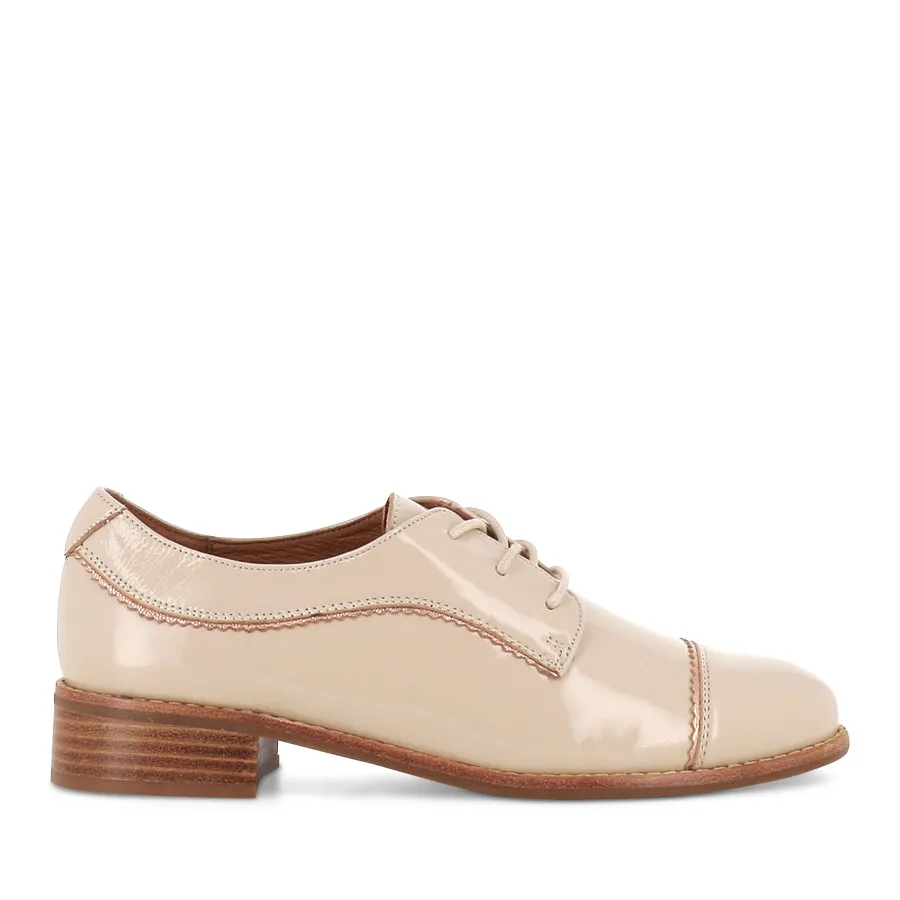 ALPOPO - NUDE PATENT Step Smooth