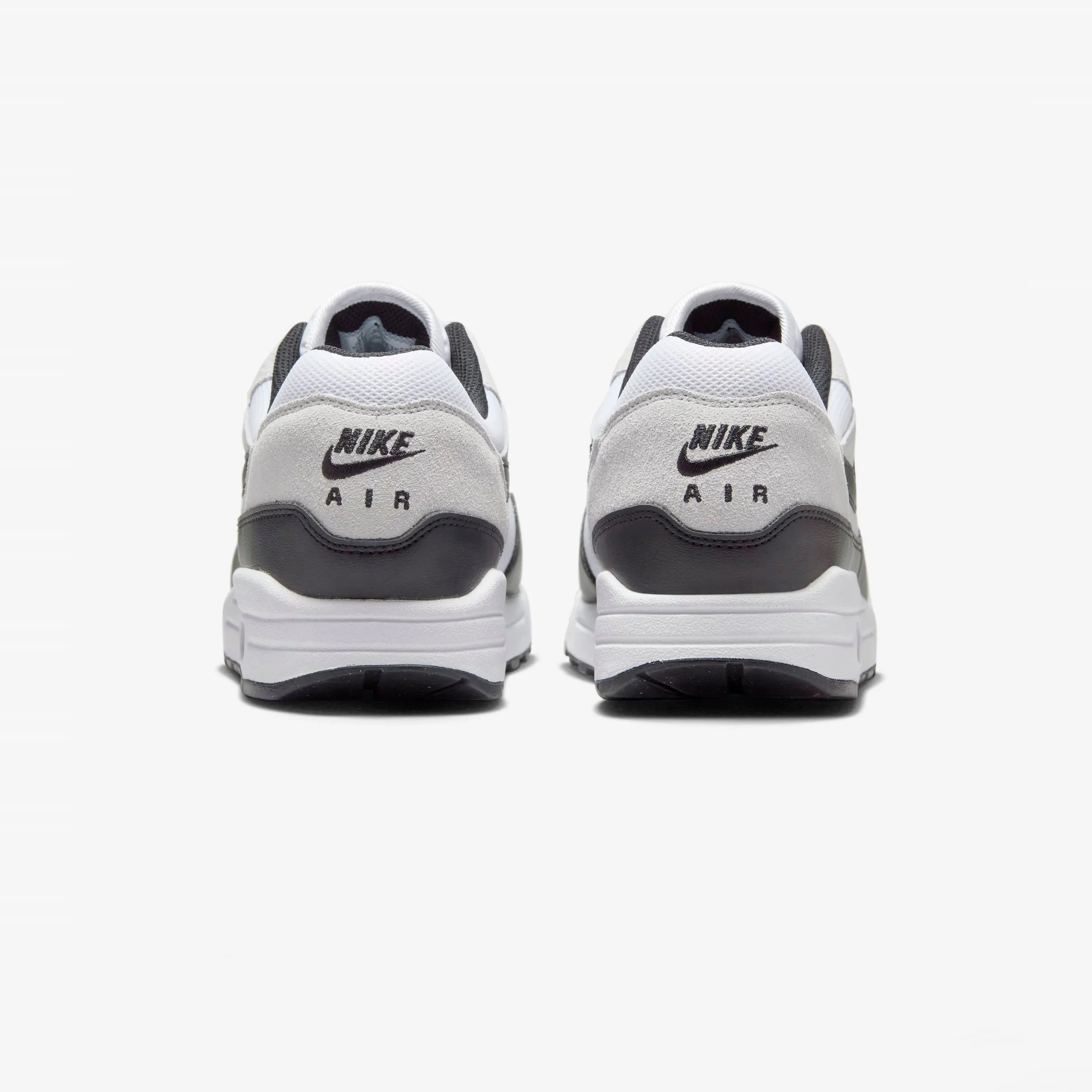 Air Max 1 Essential Snug