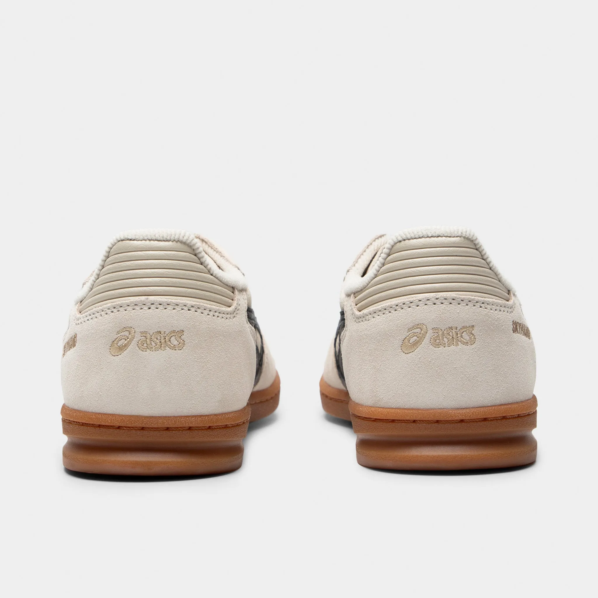 ASICS Skyhand Cream / Black - Gum Dynamic Heel Counter