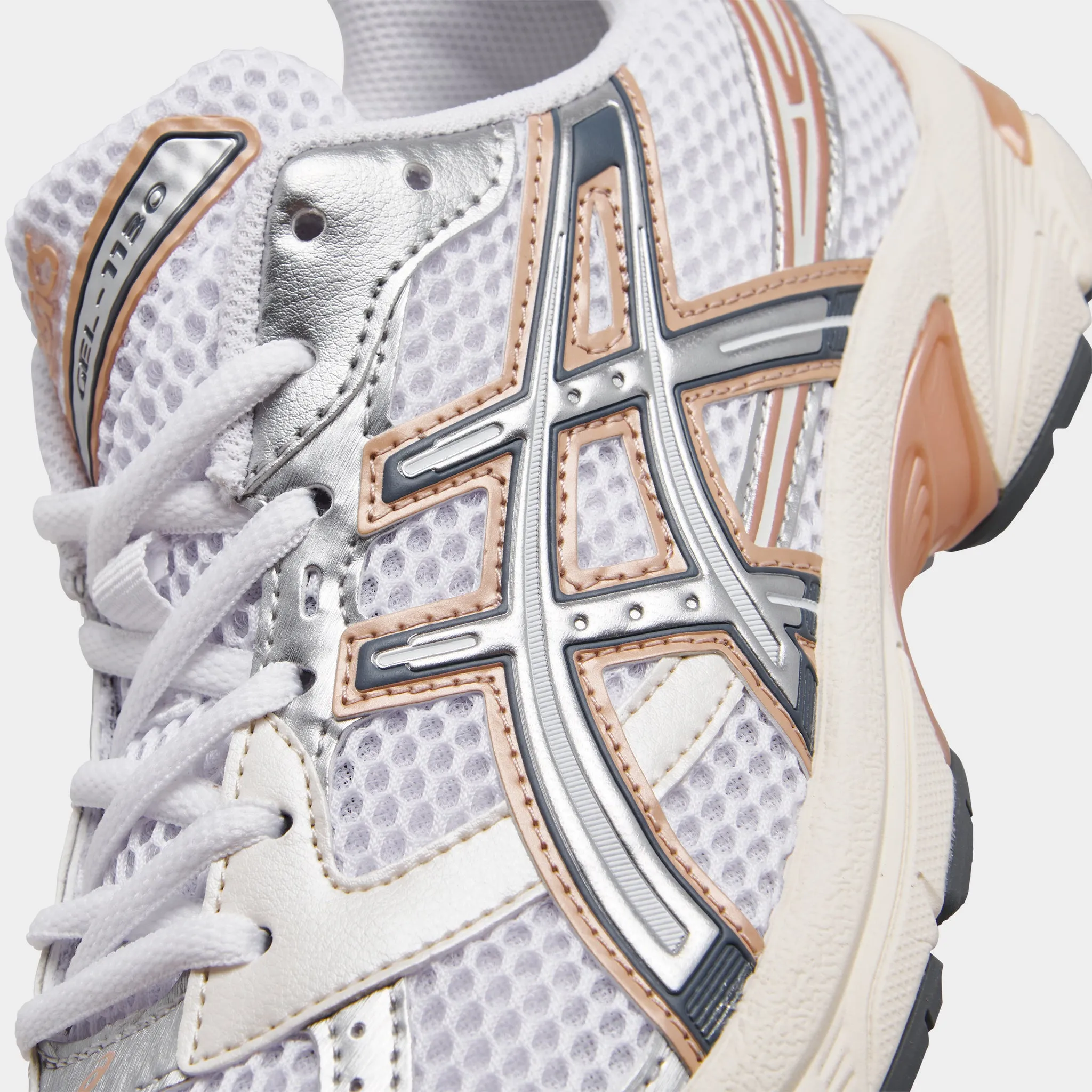 ASICS Women's GEL-1130 White / Pure Silver Urban Essential