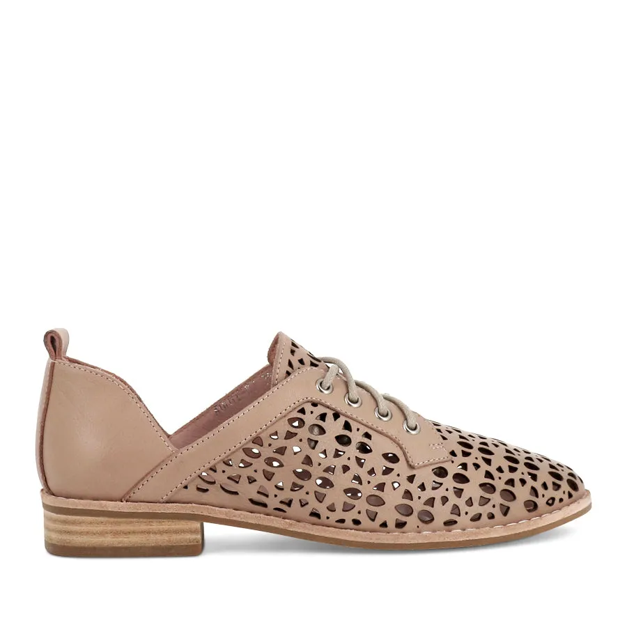AUDIE - NUDE LEATHER Heel Fit