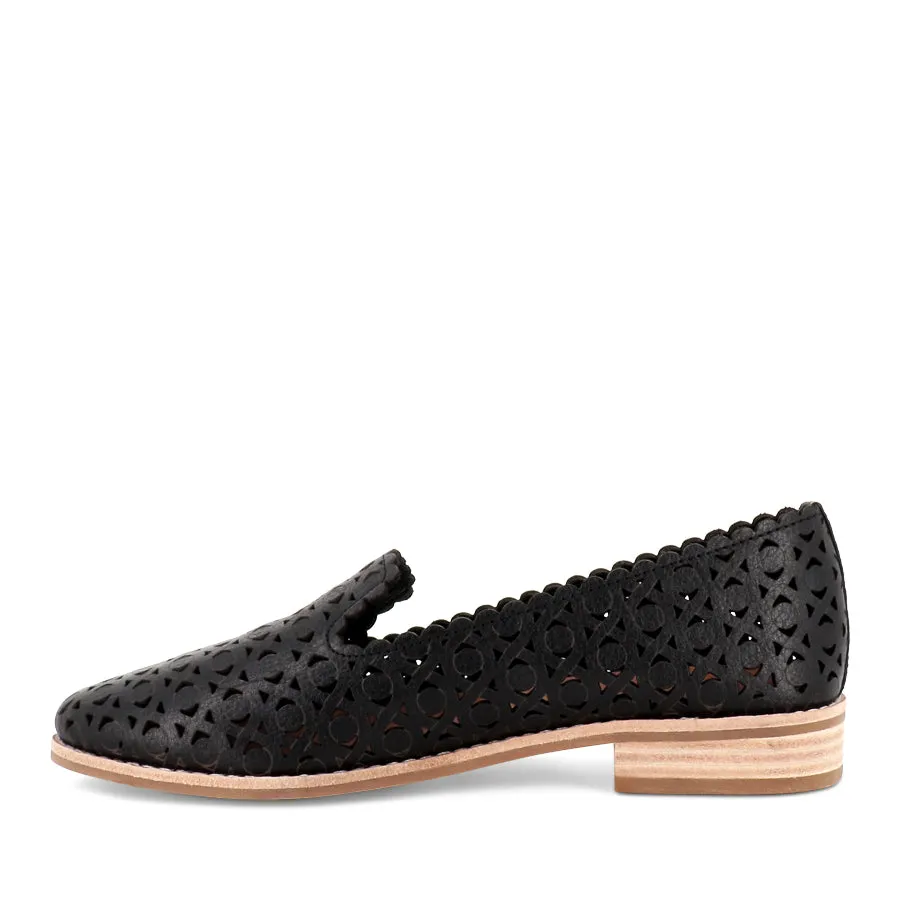 Camp Mood Airy Step AYVA - BLACK LEATHER