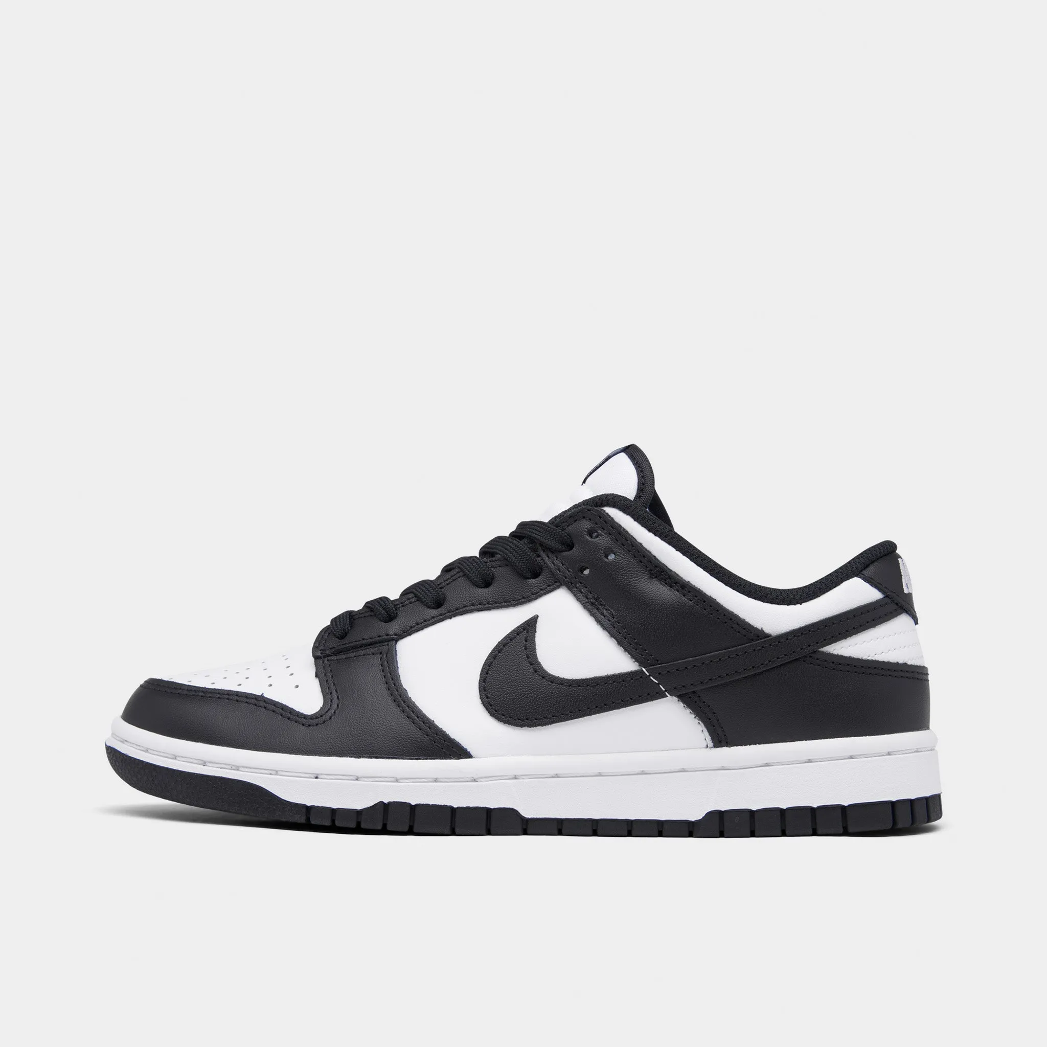 teenagers' trends Supportive arch Nike Women's Dunk Low White / Black - White