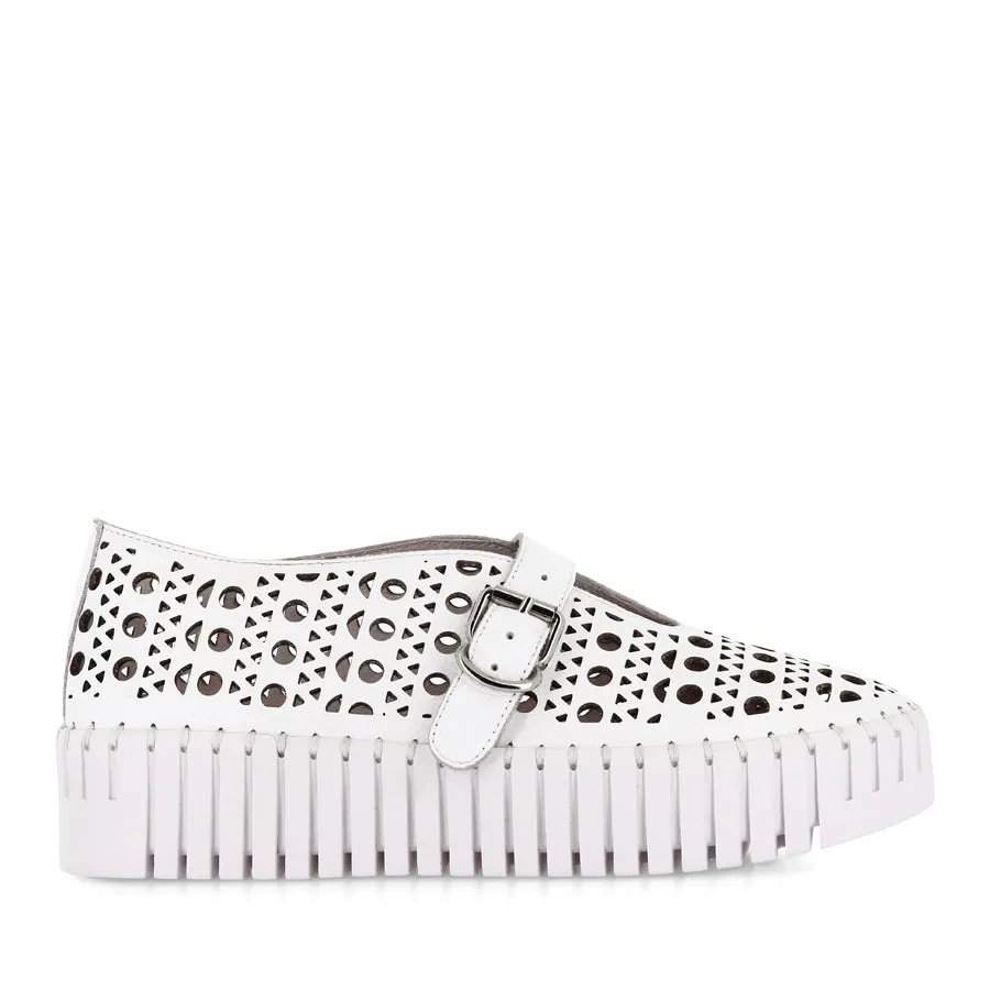 BANDA - WHITE LEATHER Fresh Pair