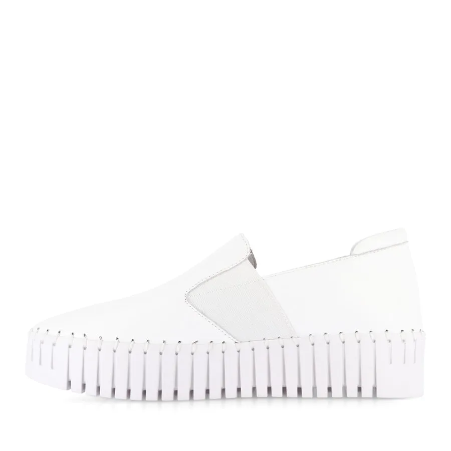 BECCA - WHITE LEATHER Push Step Outdoor Adventure