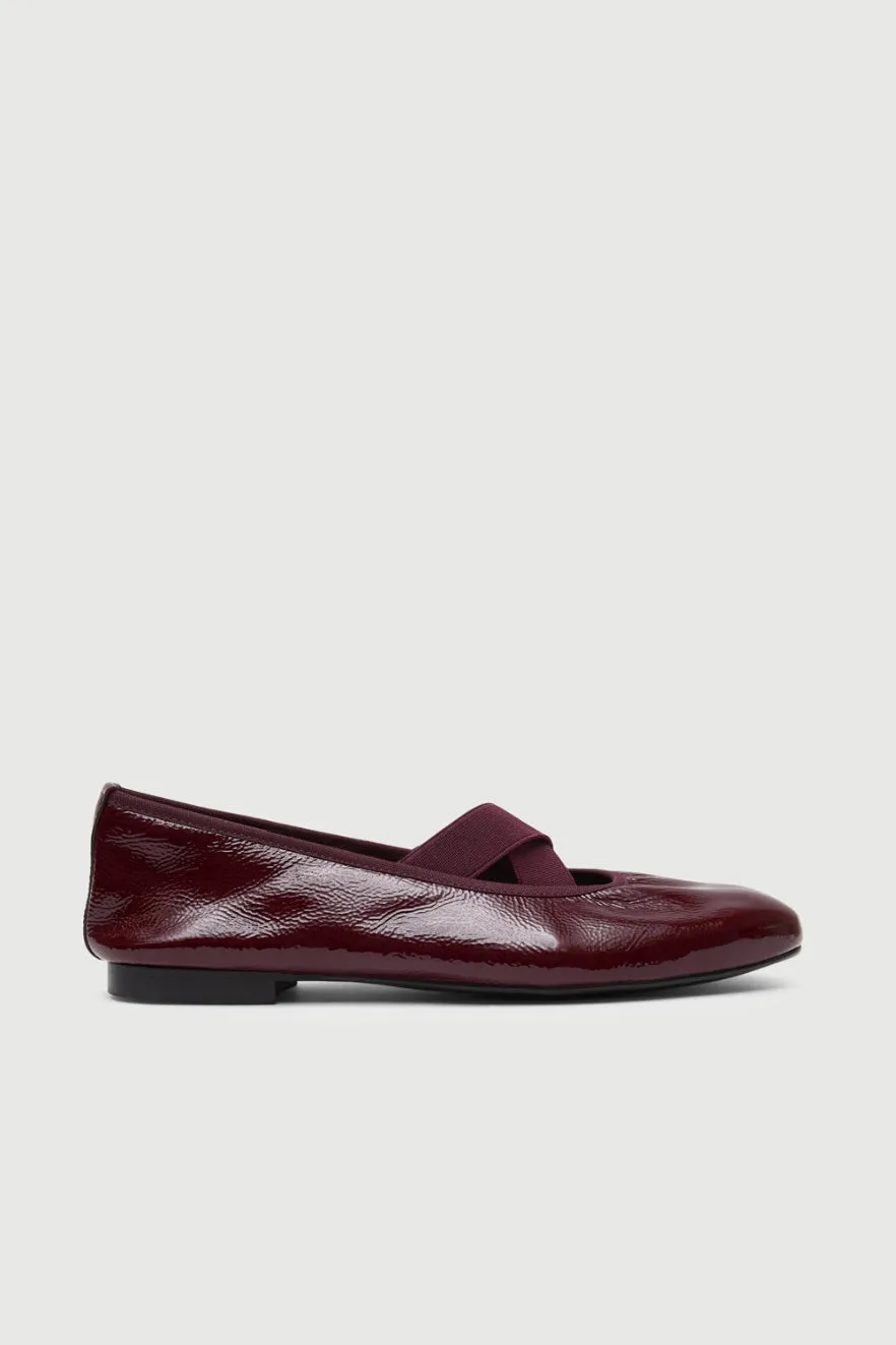 Wood Walk Effortless Fit Bettina Ballet Flats in Burgundy Patent Leather
