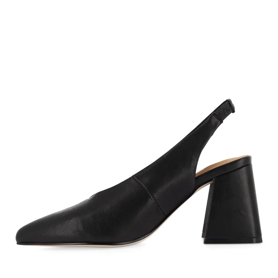 Relaxed Shoes Flexible Padding BEYAH - BLACK LEATHER