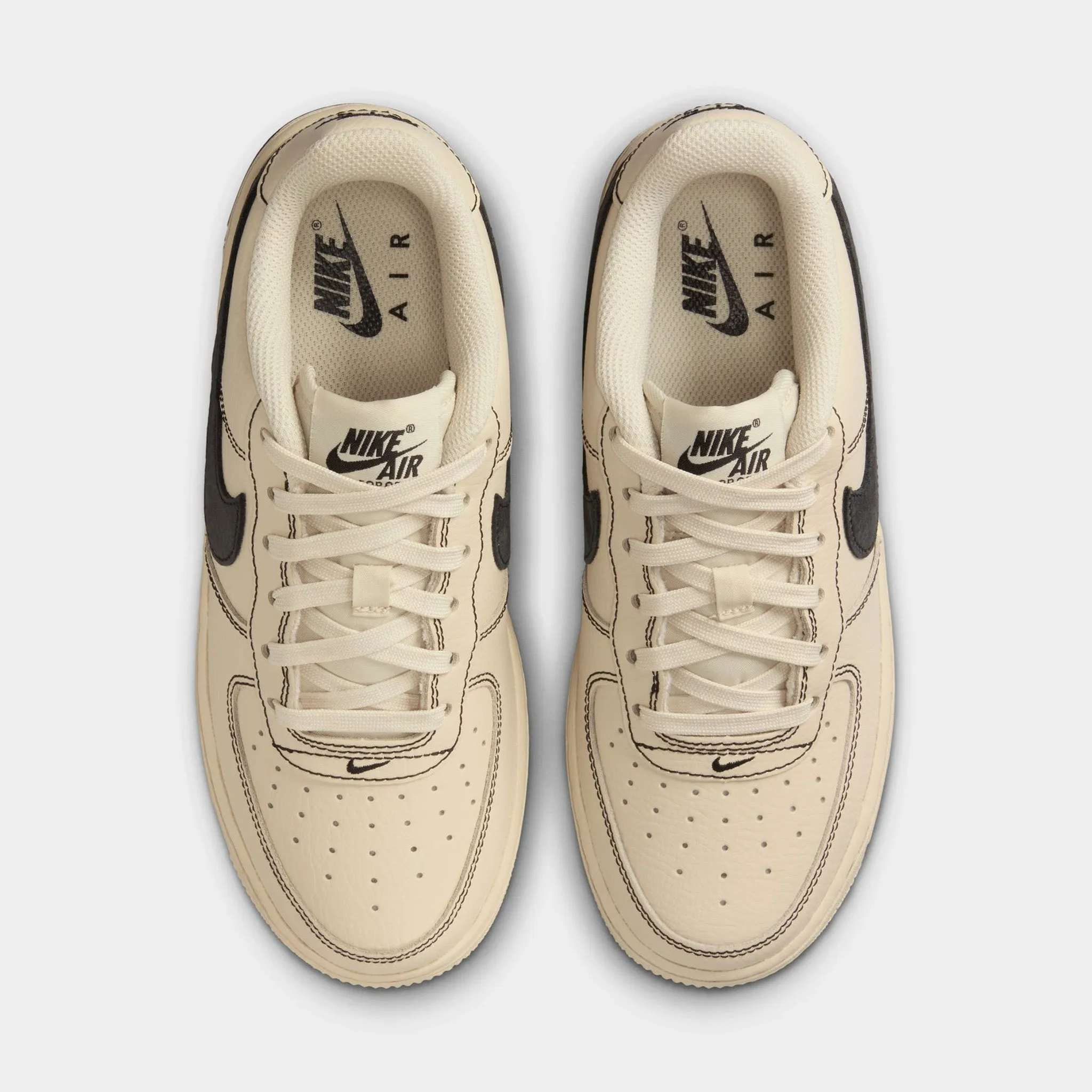 Layered Look Supportive Traction Nike Air Force 1 LV8 4 GS Light Khaki / Black