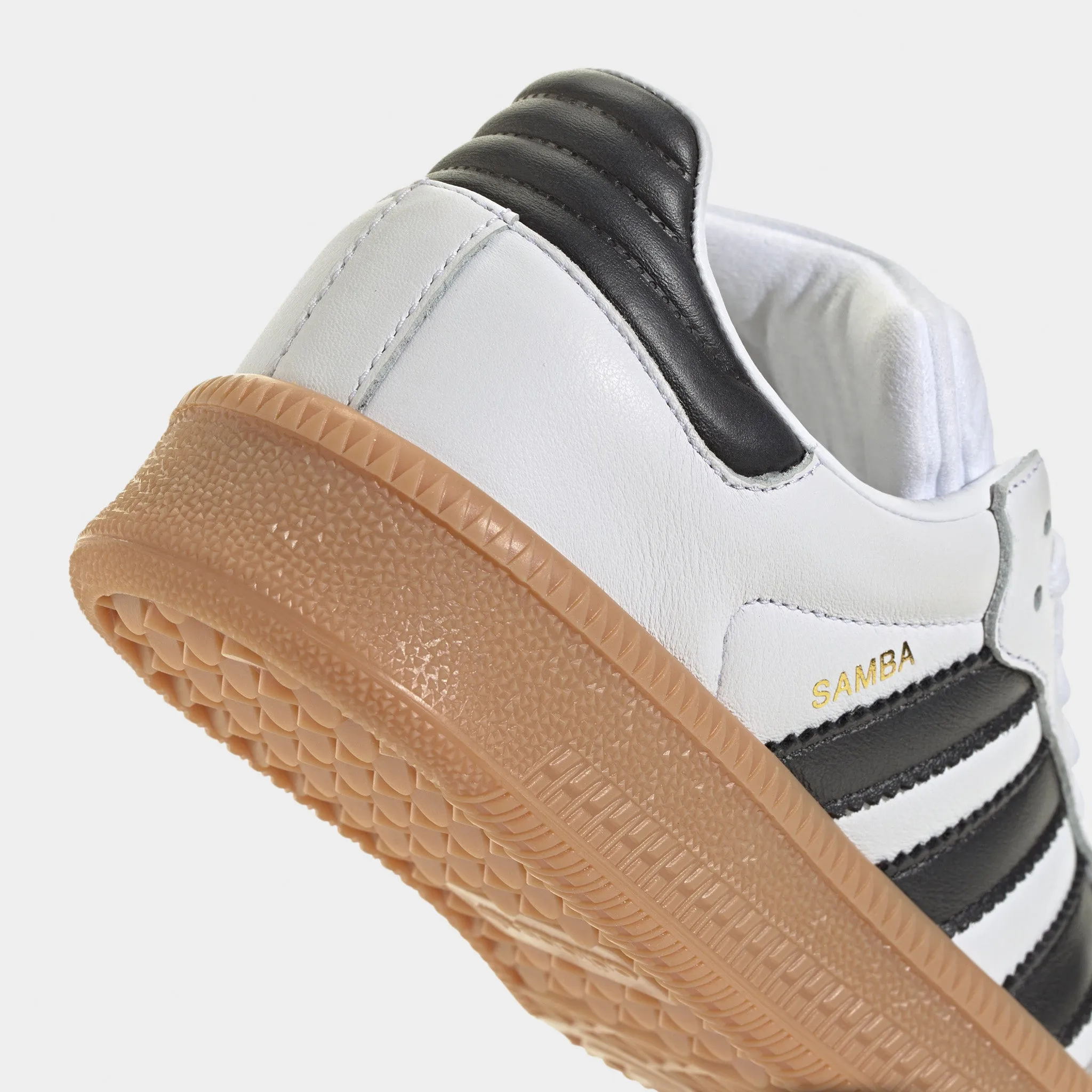 Heel Balance Weight Balance adidas Juniors' Samba XLG White / Black - Gum