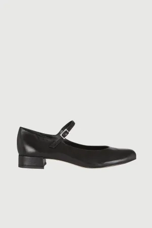 ergonomic Comfortable lining Emilia Mary Janes in Black Leather