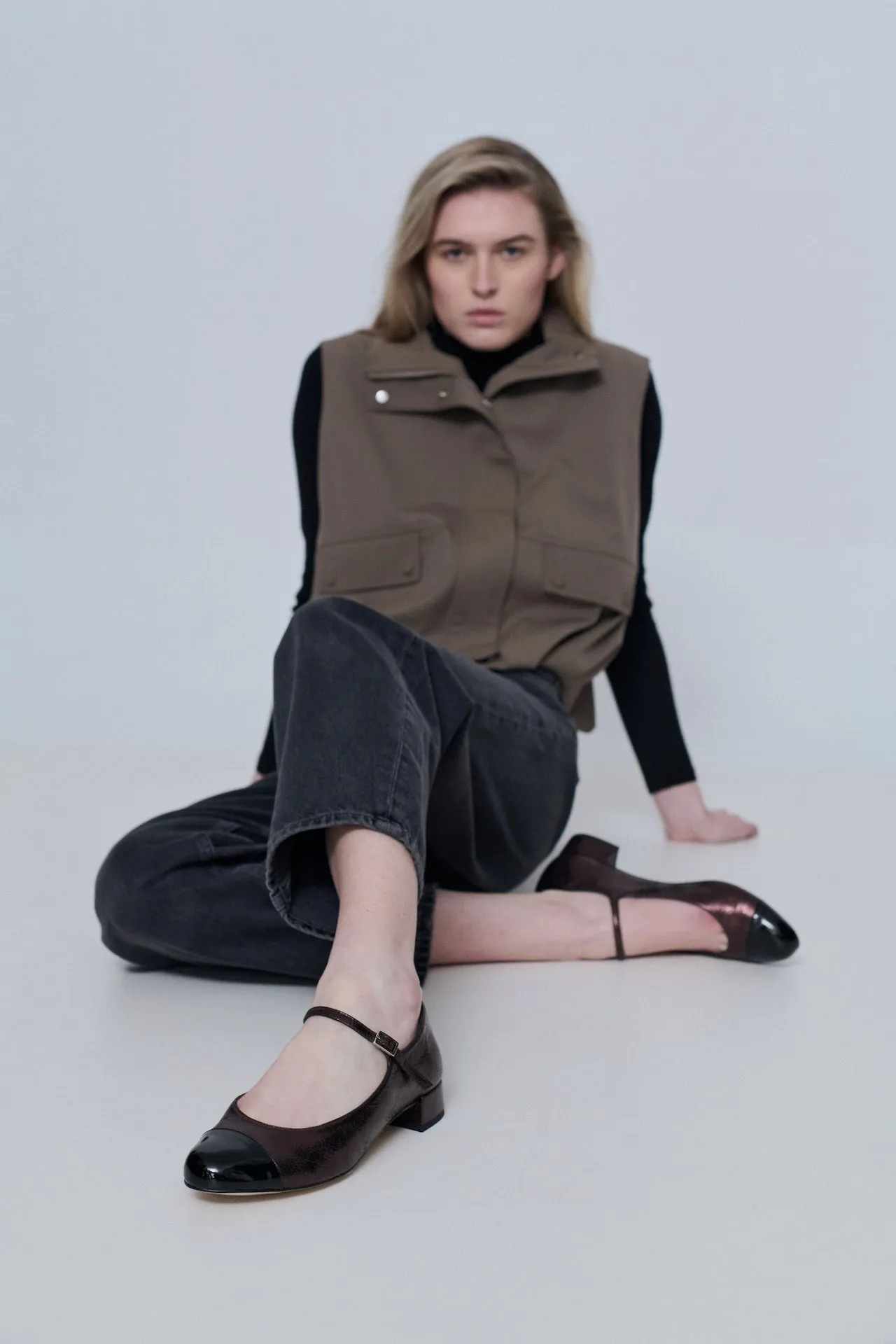 foldable Lola Mary Janes in Chocolate-coloured Metallic Leather