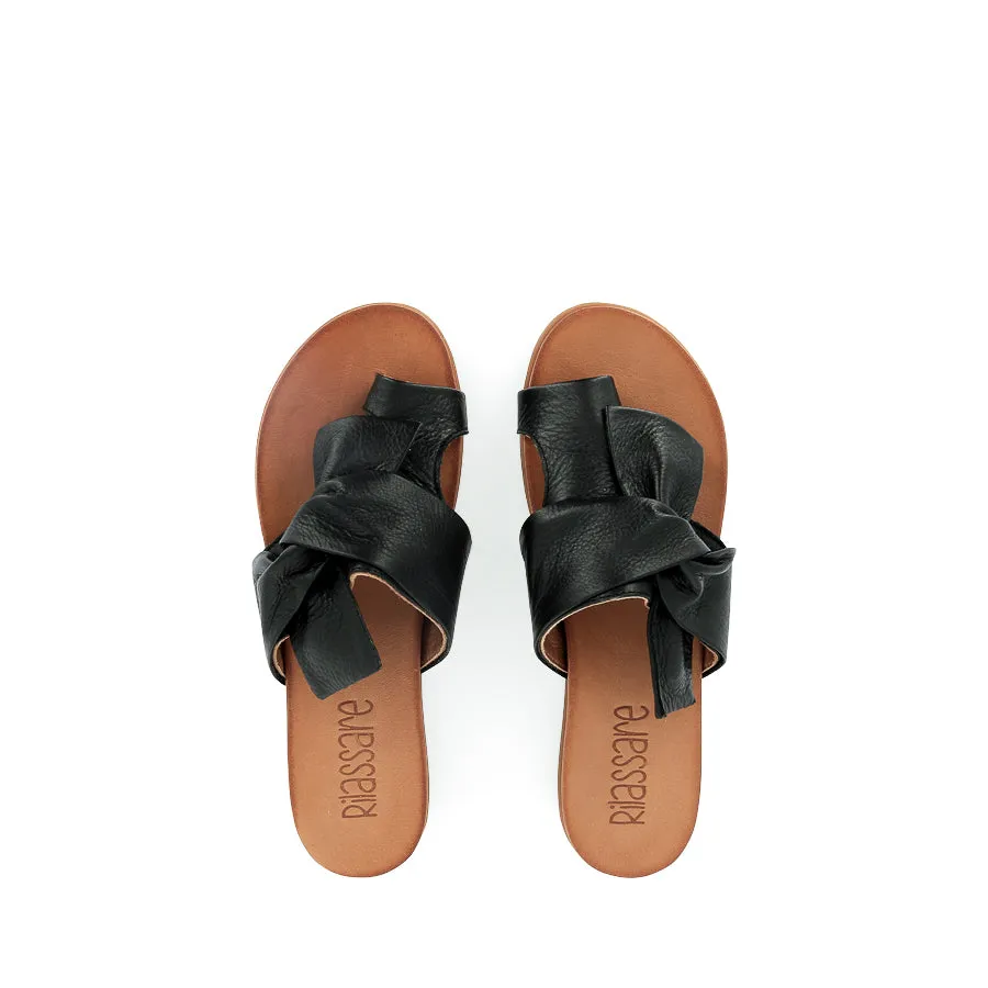 BRIE - BLACK LEATHER Ventilated Upper