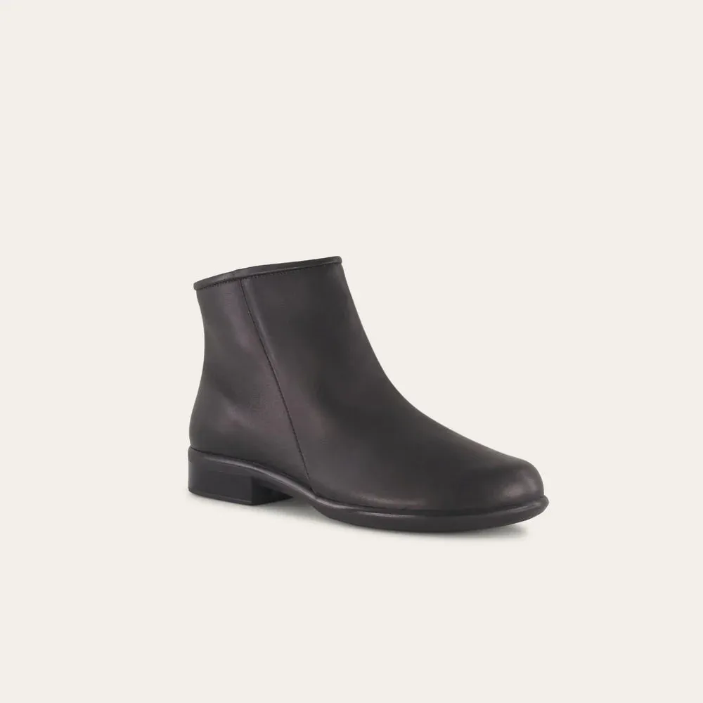 NAOT NORTHER - BLACK - 131156BAF Fairy Step