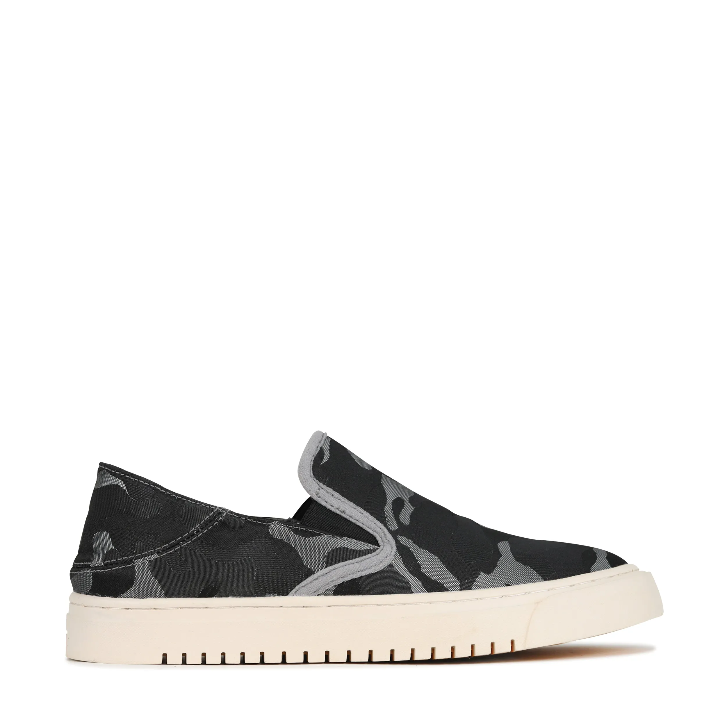 CAIS SLIP ON SNEAKERS Ergonomic Sole TPU Heel Counter