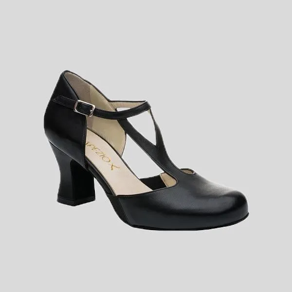 Secure Design Casual Elegance CAPEZIO 2.5" CHARLOTTE CHARACTER SHOE- ADULT #829W
