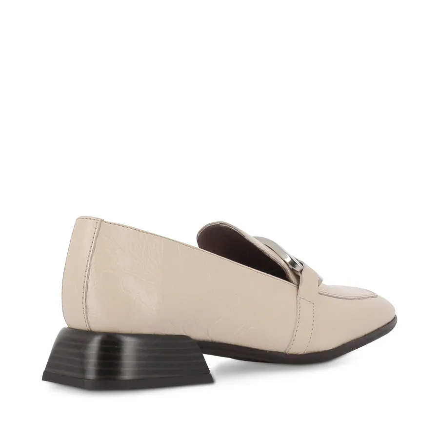 CASSI C-7110 - CREAM LEATHER Everyday Use Everyday Cushioning