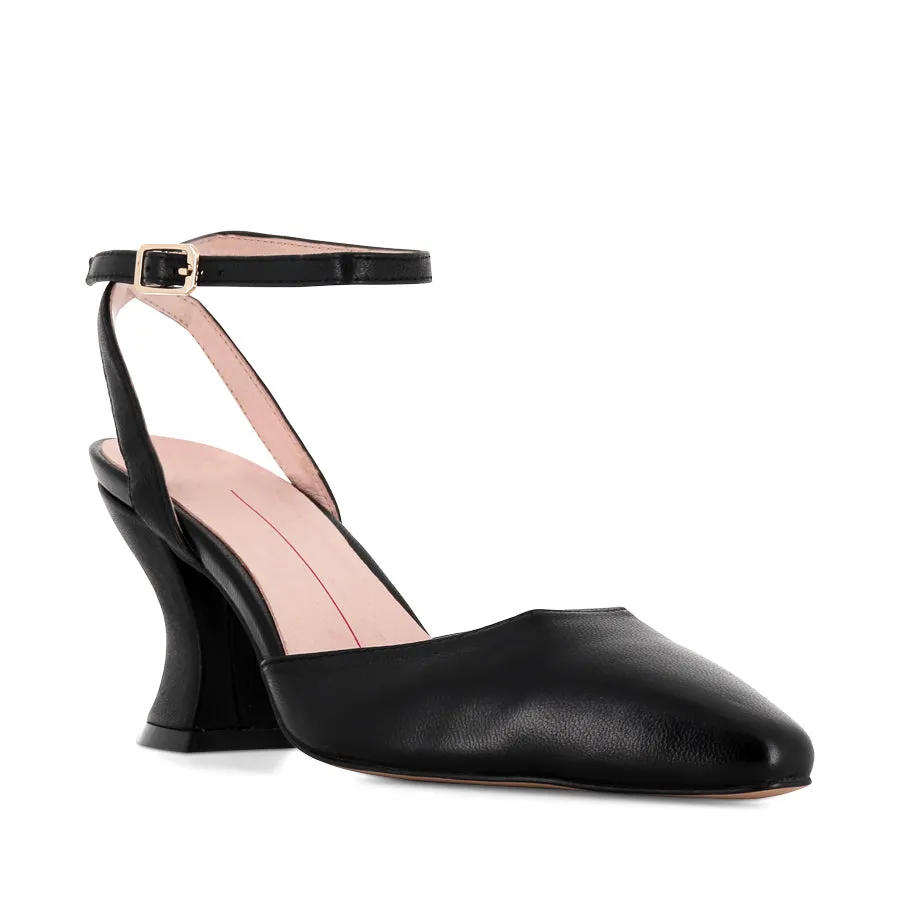 CATER - BLACK LEATHER Adjustable Straps