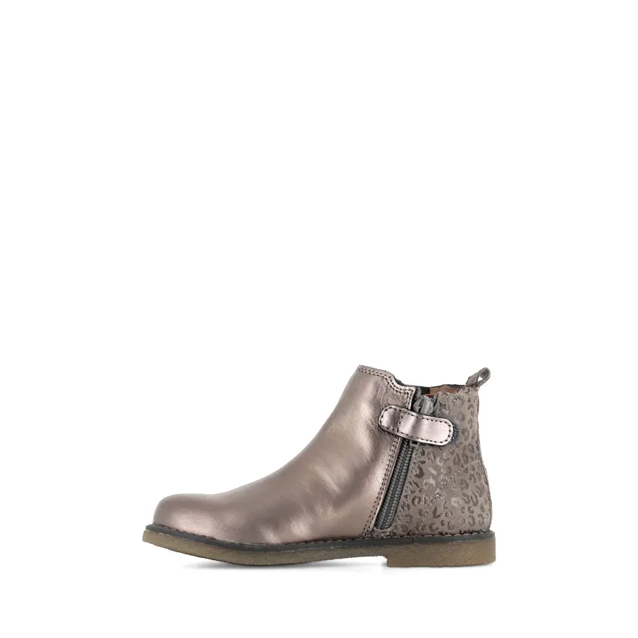 CHELSEA II - PEWTER METALLIC LEATHER Rain Ready
