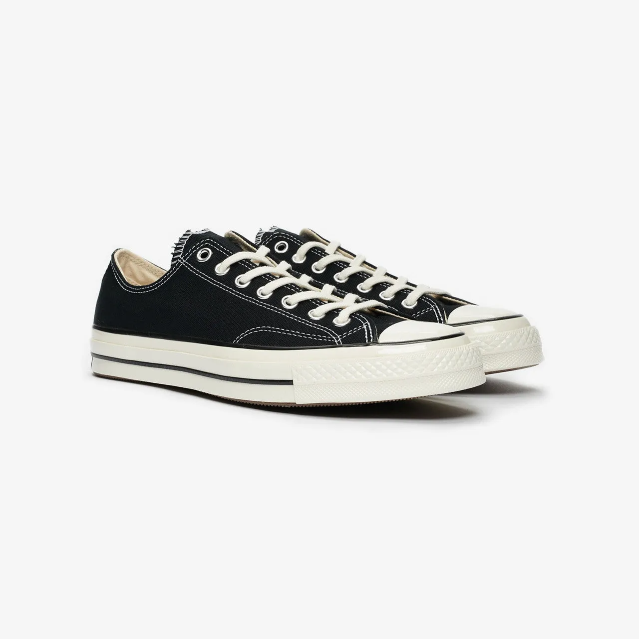 tennis players - specific features Chuck 70 Ox