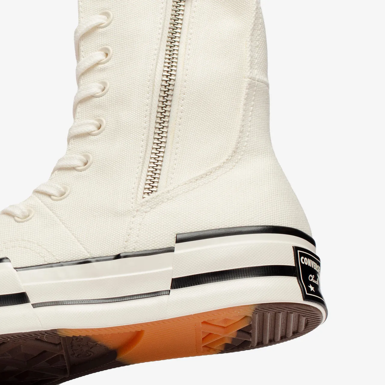 Chuck 70 Plus XHi suitable for professionals