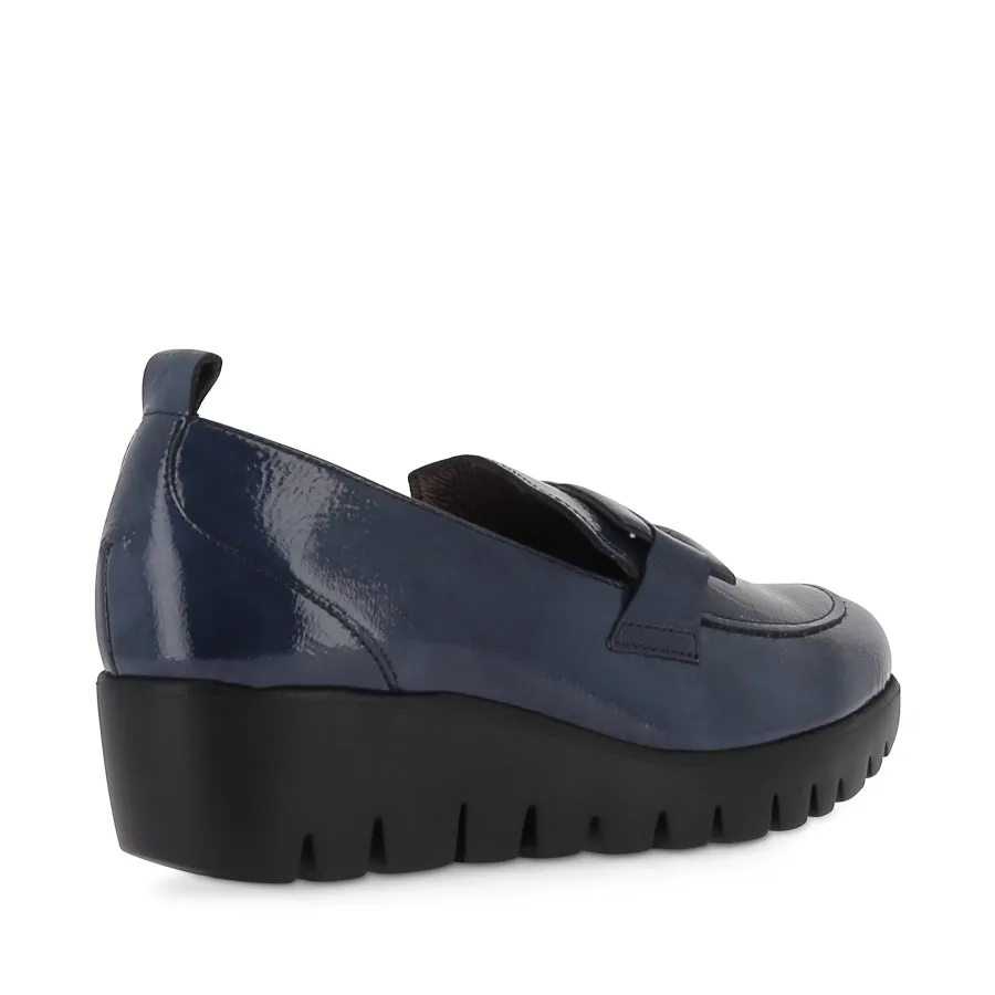 CORRI C-33303 - NAVY PATENT LEATHER Neat Steps
