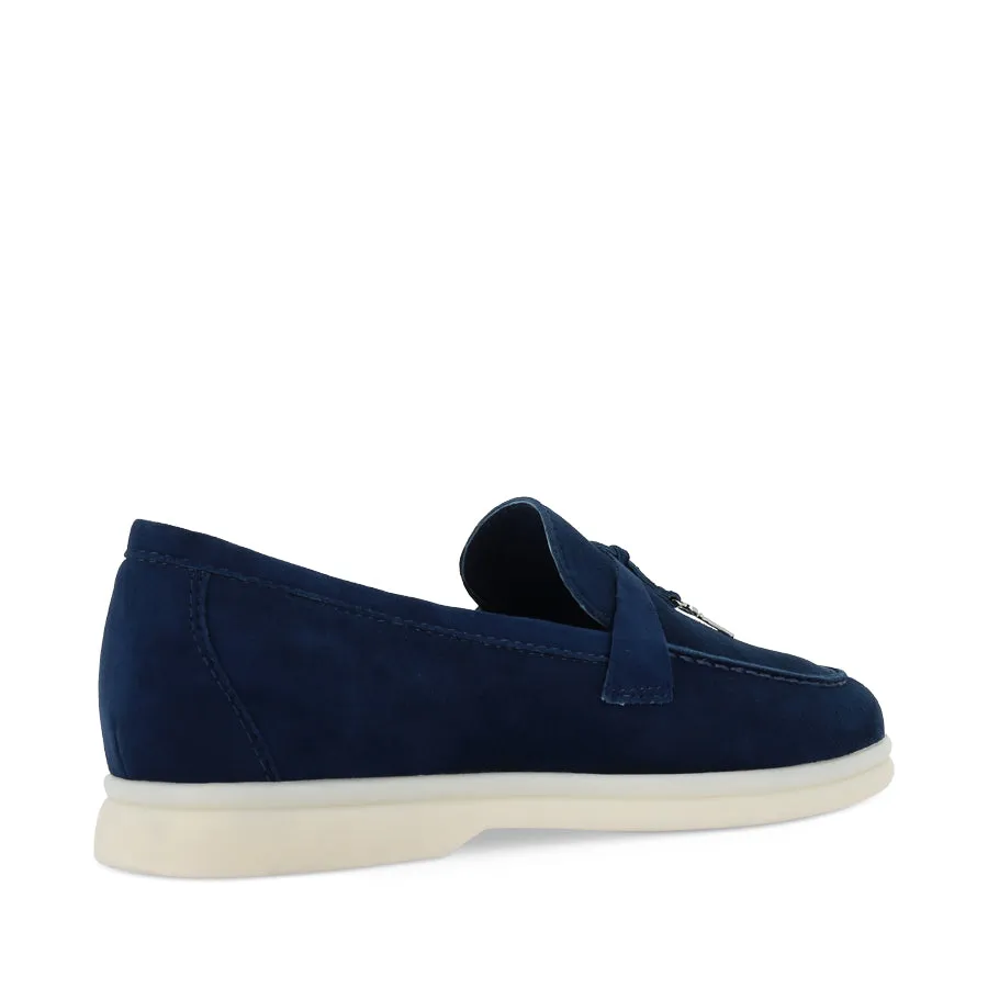 Photo Day Scandi Clean LYDEA - MARINE SUEDE