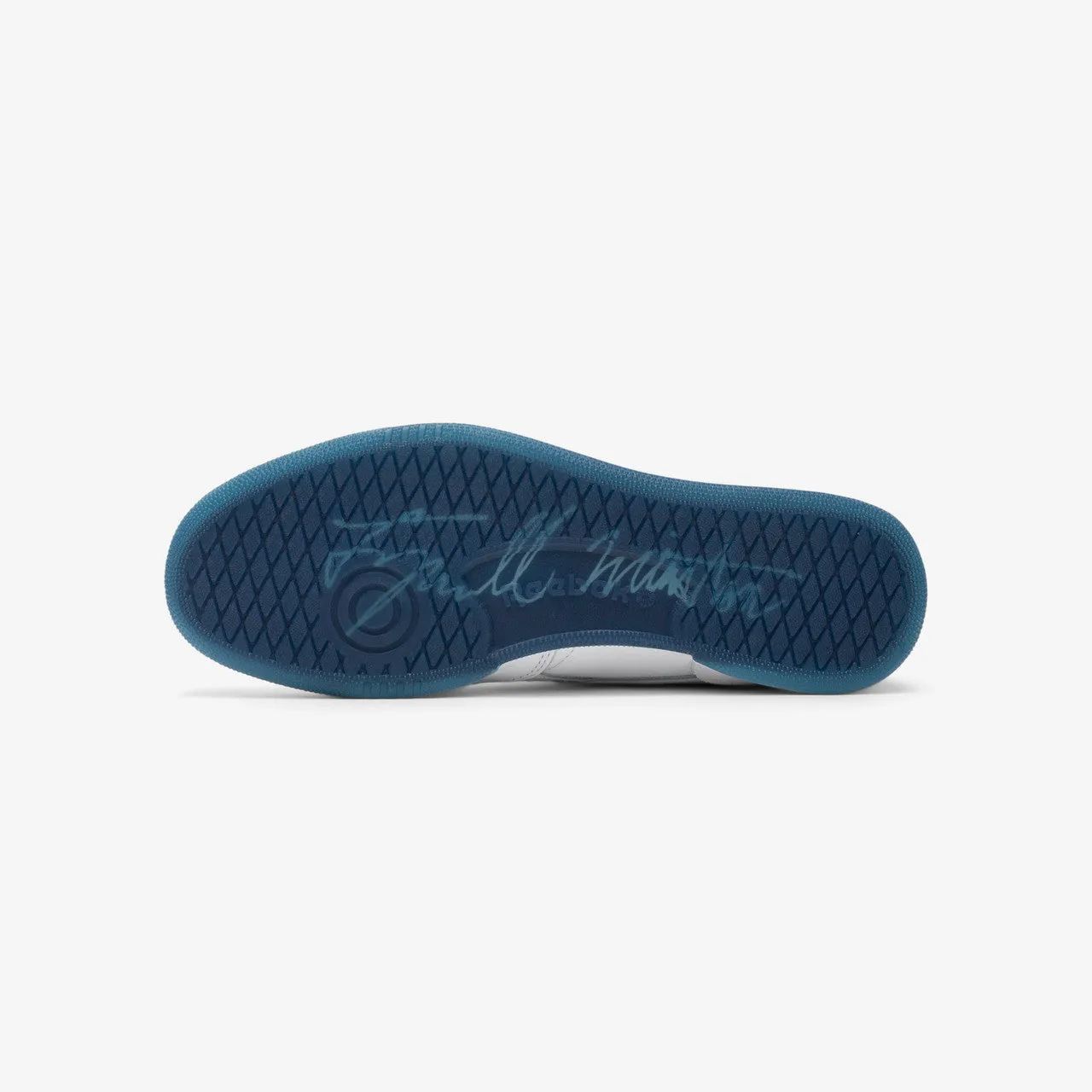 Soft Chic student Club C 85 x Tyrrell Winston