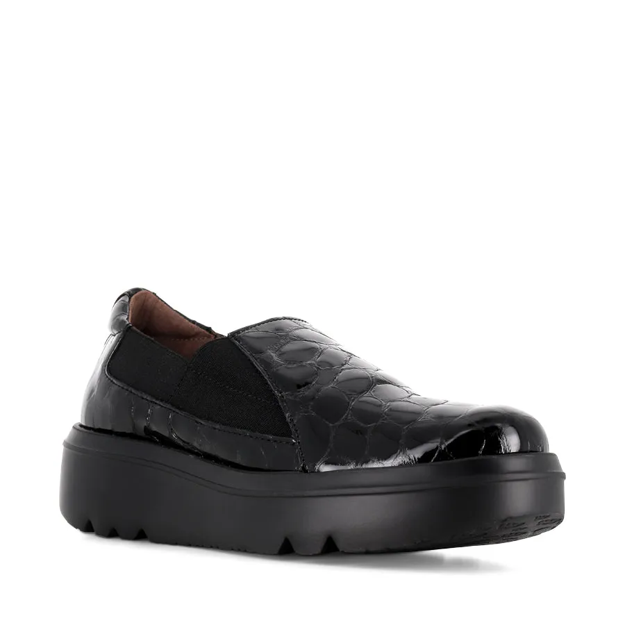 ADI A-2804 - BLACK CROC PATENT Open Lane