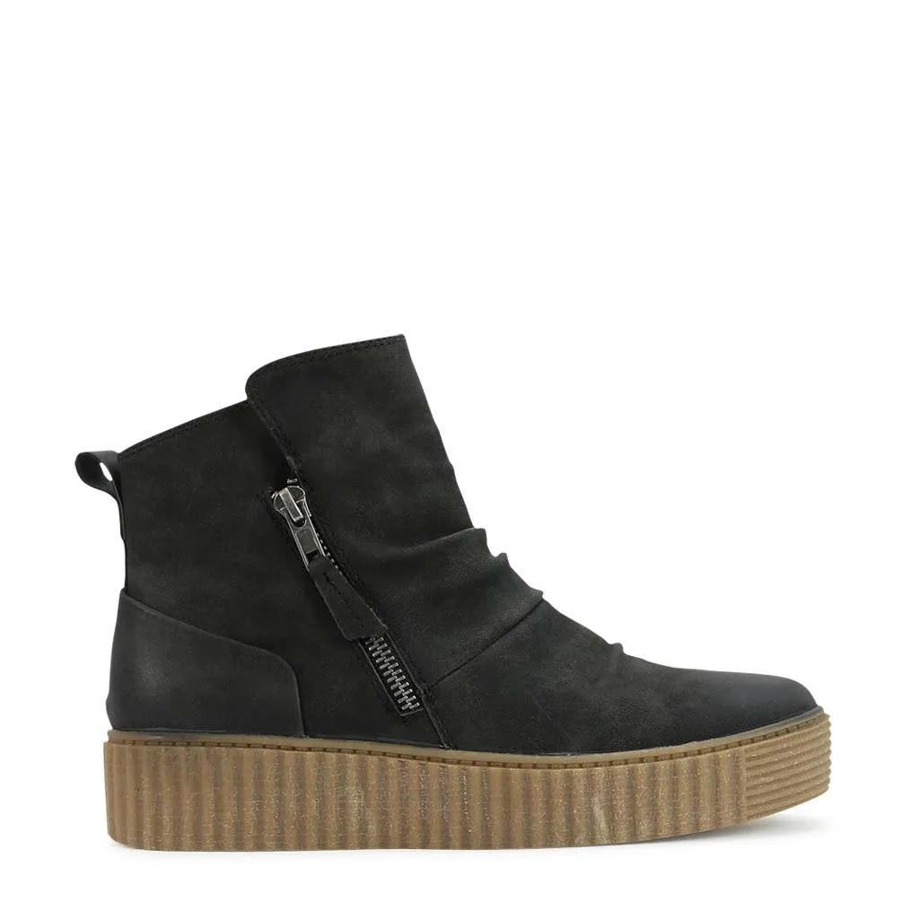 Abrasion Resistant Mesh Relax Mode Micki High Sneakers