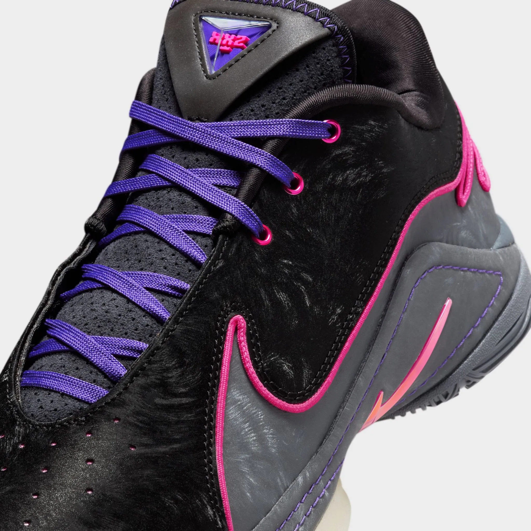 Active Athlete Nike LeBron XXII Black / Laser Fuchsia - Dark Grey
