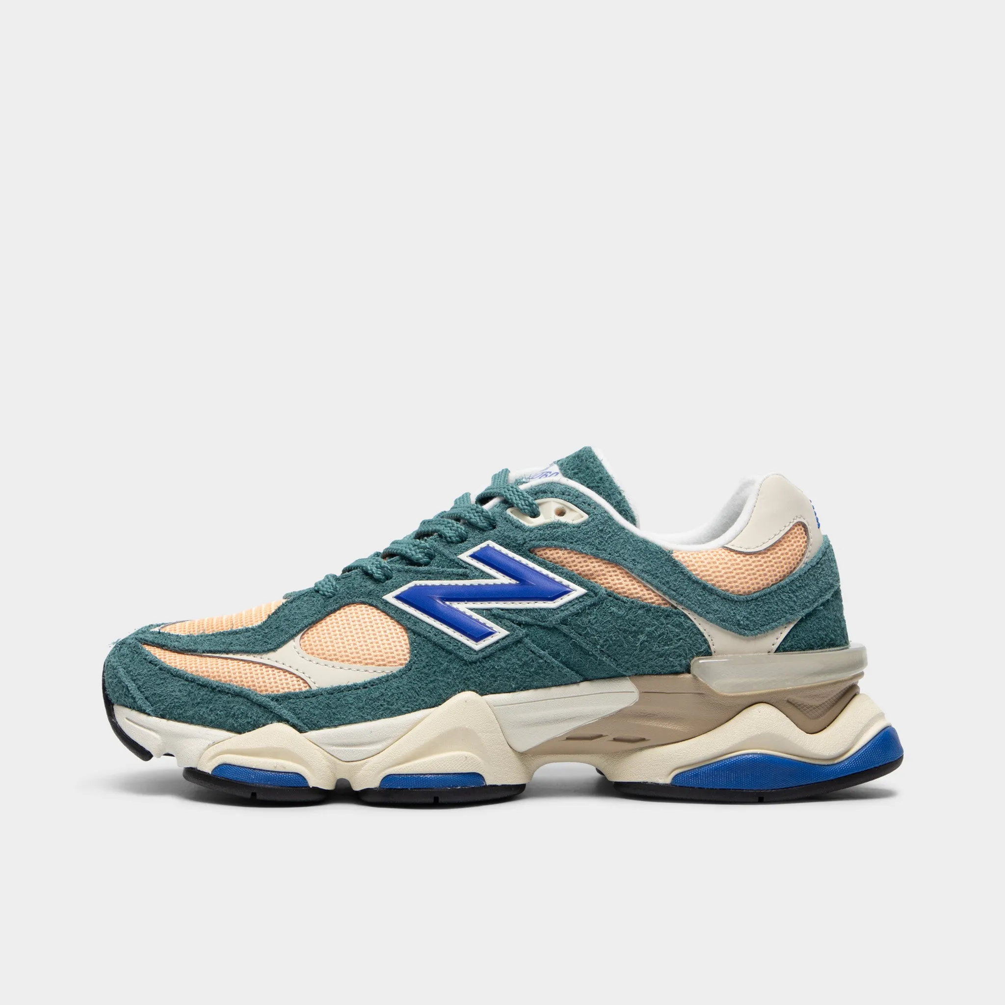 New Balance 9060 New Spruce / Peach Blossom Everyday Flex