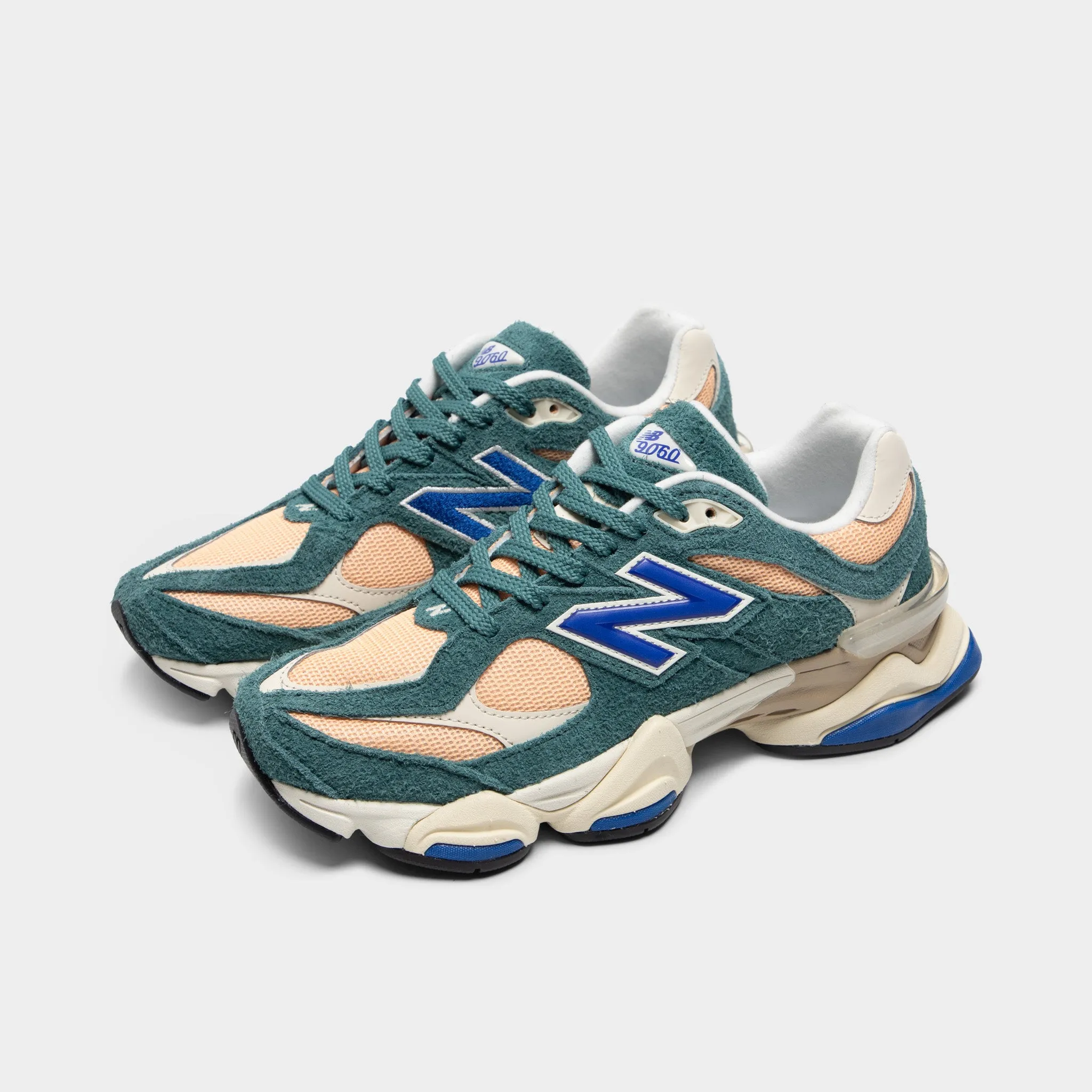 New Balance 9060 New Spruce / Peach Blossom Casual arch embossed