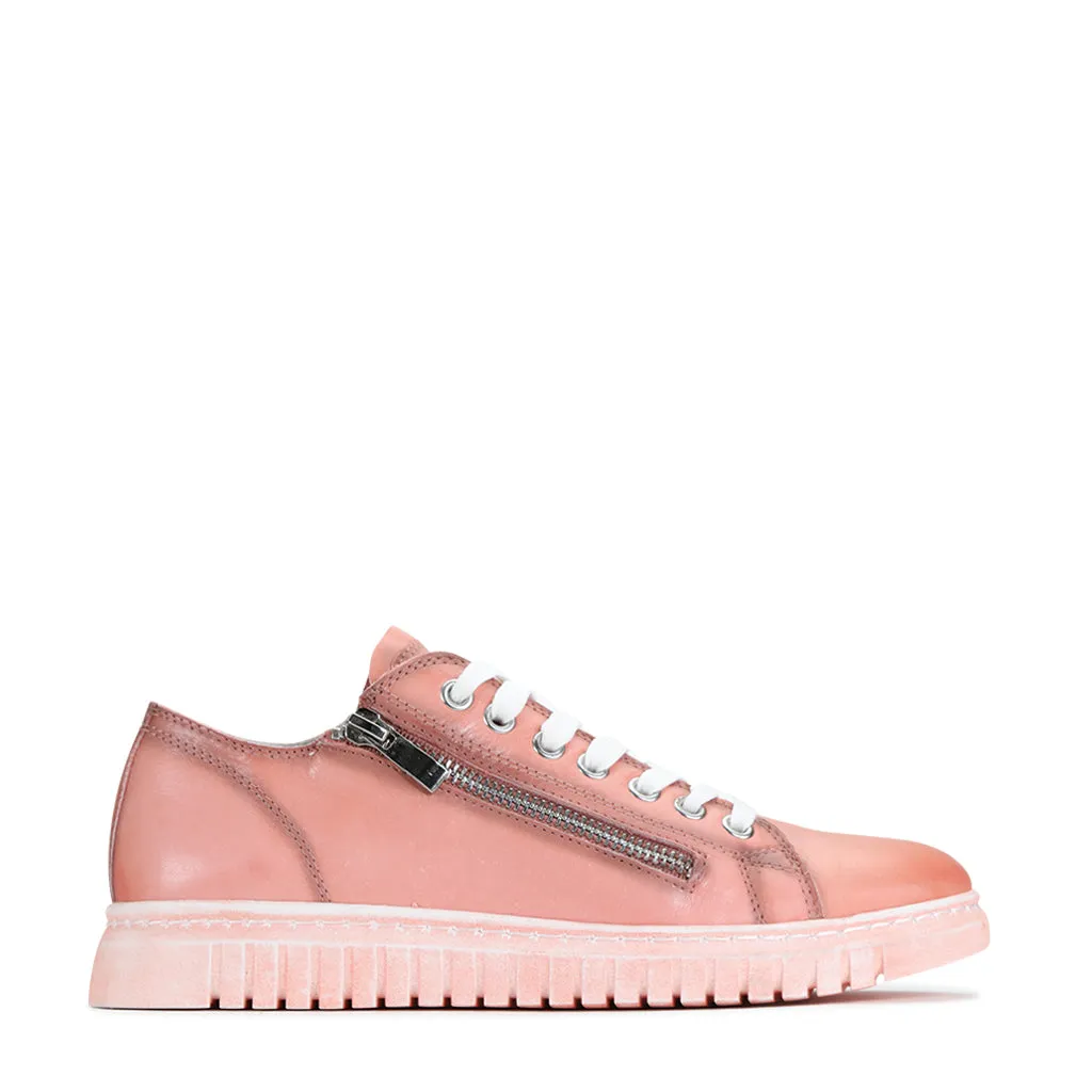 SHADES LEATHER ZIPPER SNEAKER Foot Hugging Strappy