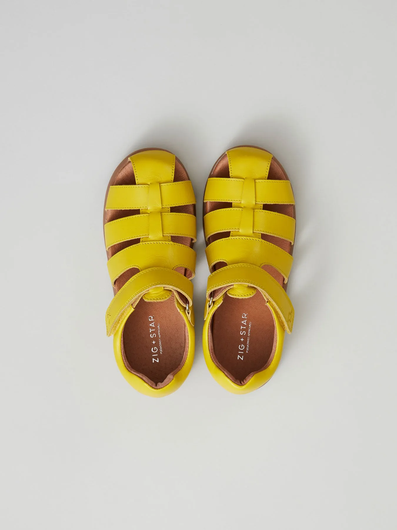 Cosmic Junior Closed-Toe Sandal Yellow Light Trail