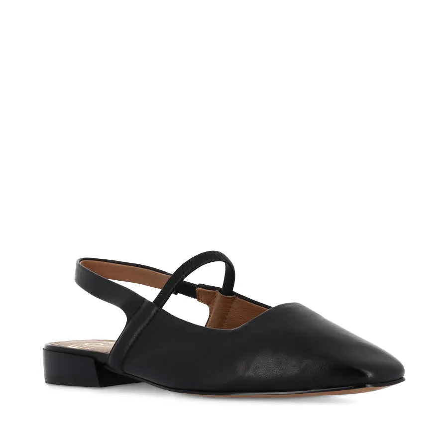 SONU - BLACK LEATHER Everyday Essential Shoes Timeless Appeal