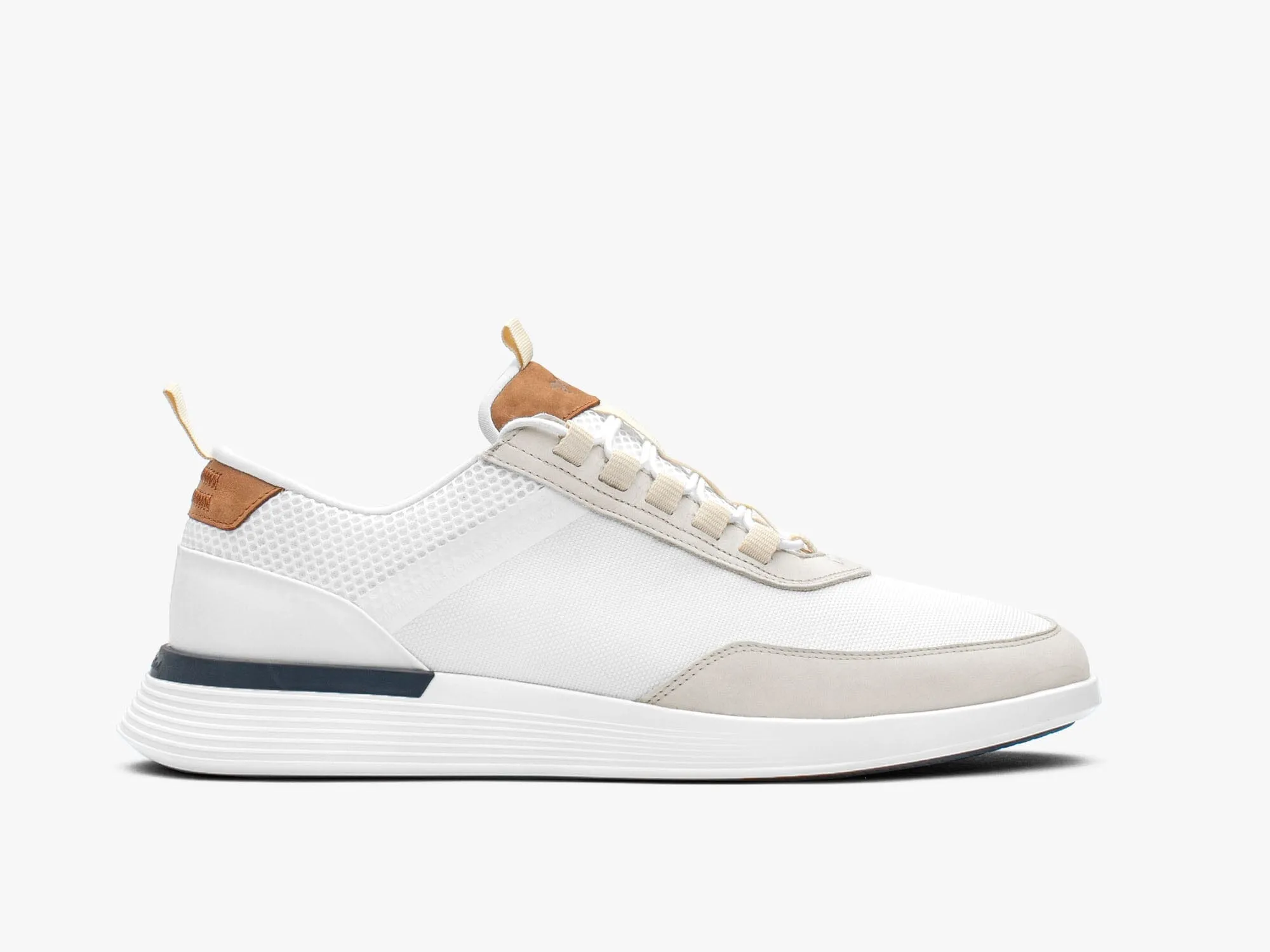 Crossover? Victory Trainer Comfort Step Anti Odor
