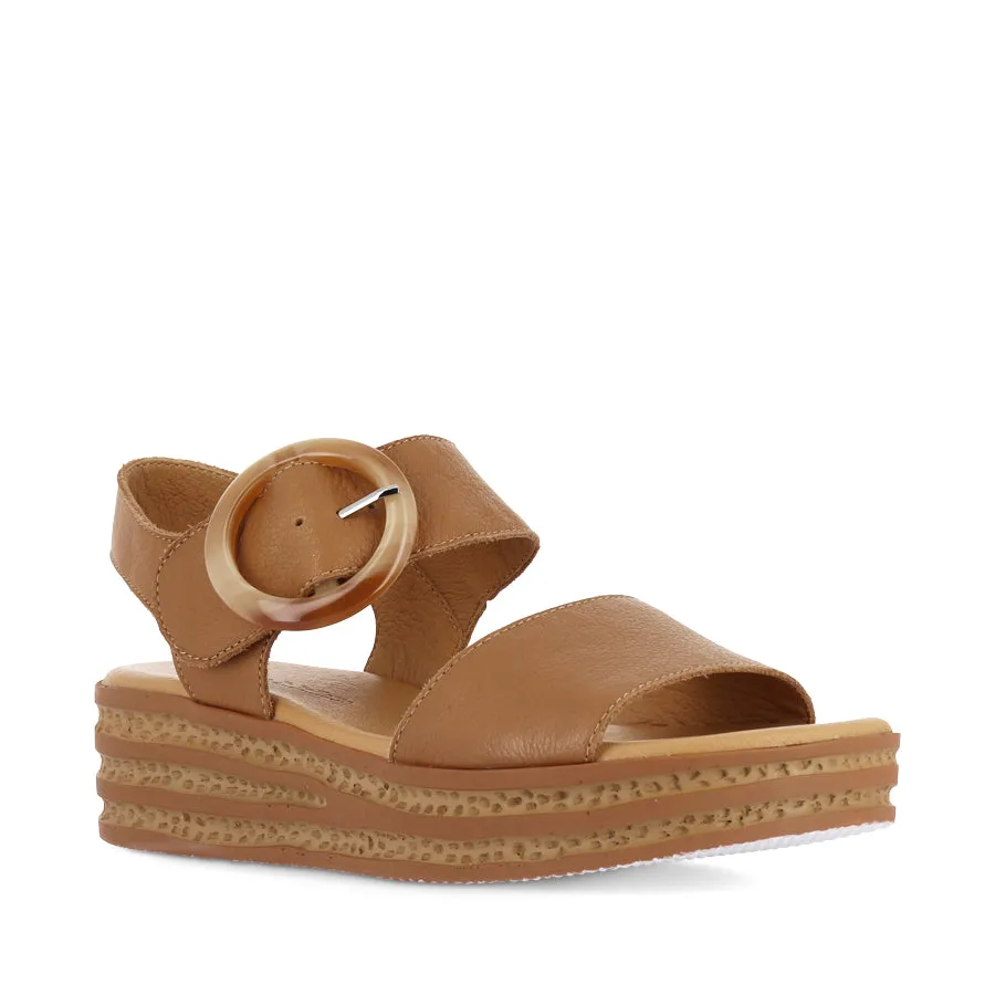 Outdoor Walking Comfort Slim Profile CUBBIE - DARK TAN LEATHER