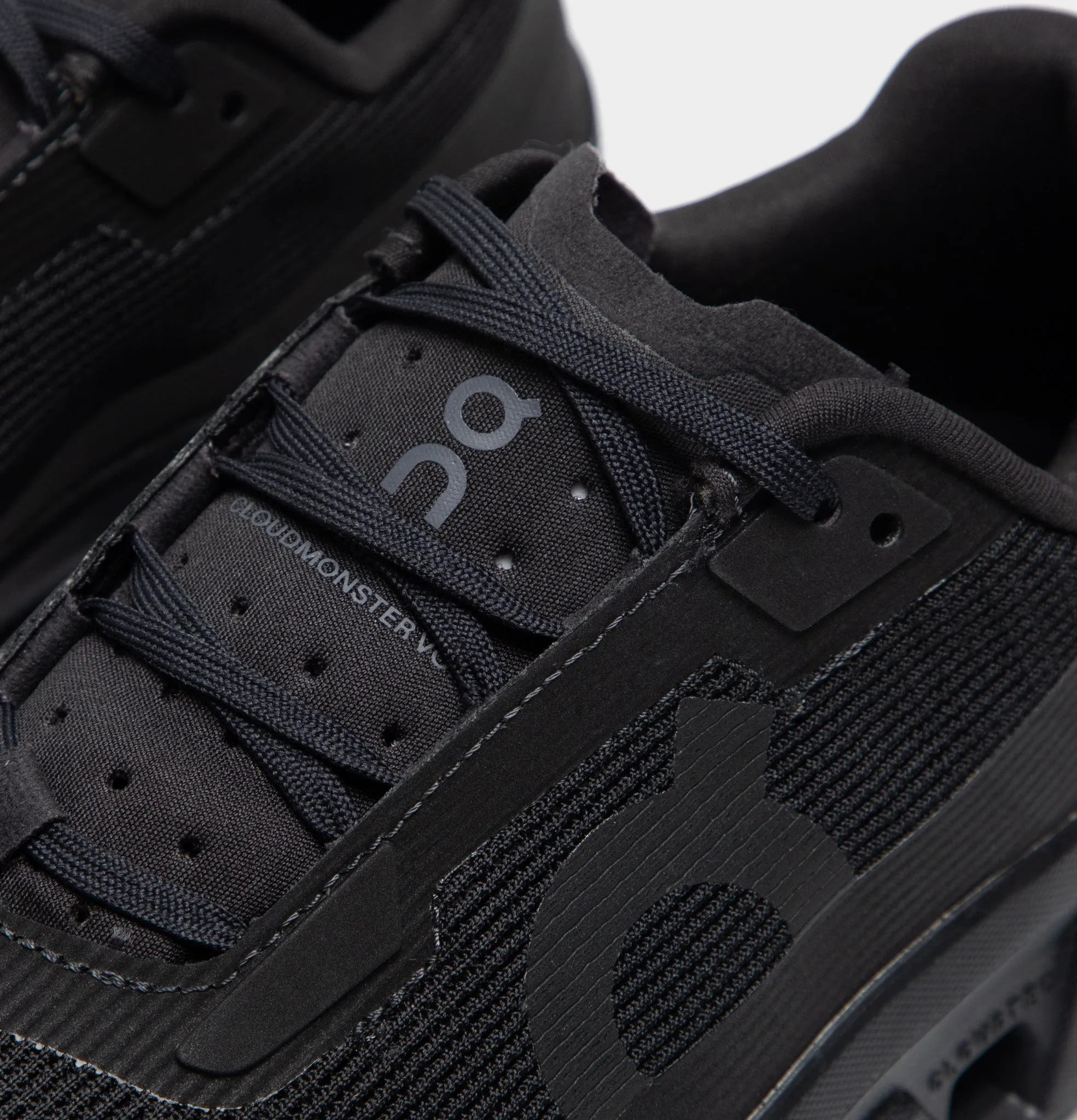 Dynamic Arch Support Low Touch On Women's Monster Void Black / Black